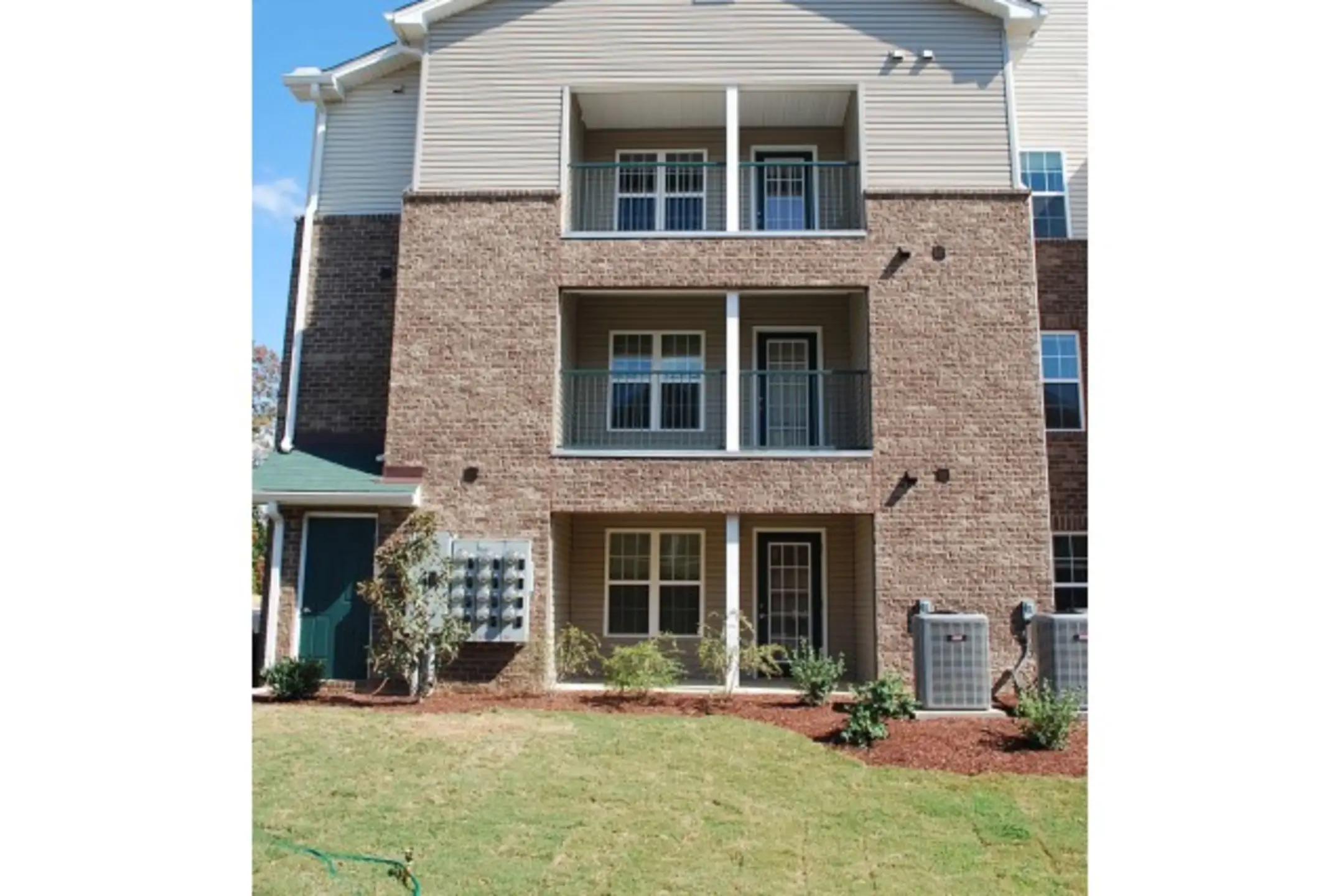 Rosewood Place Apartments Apartments Selmer, TN 38375