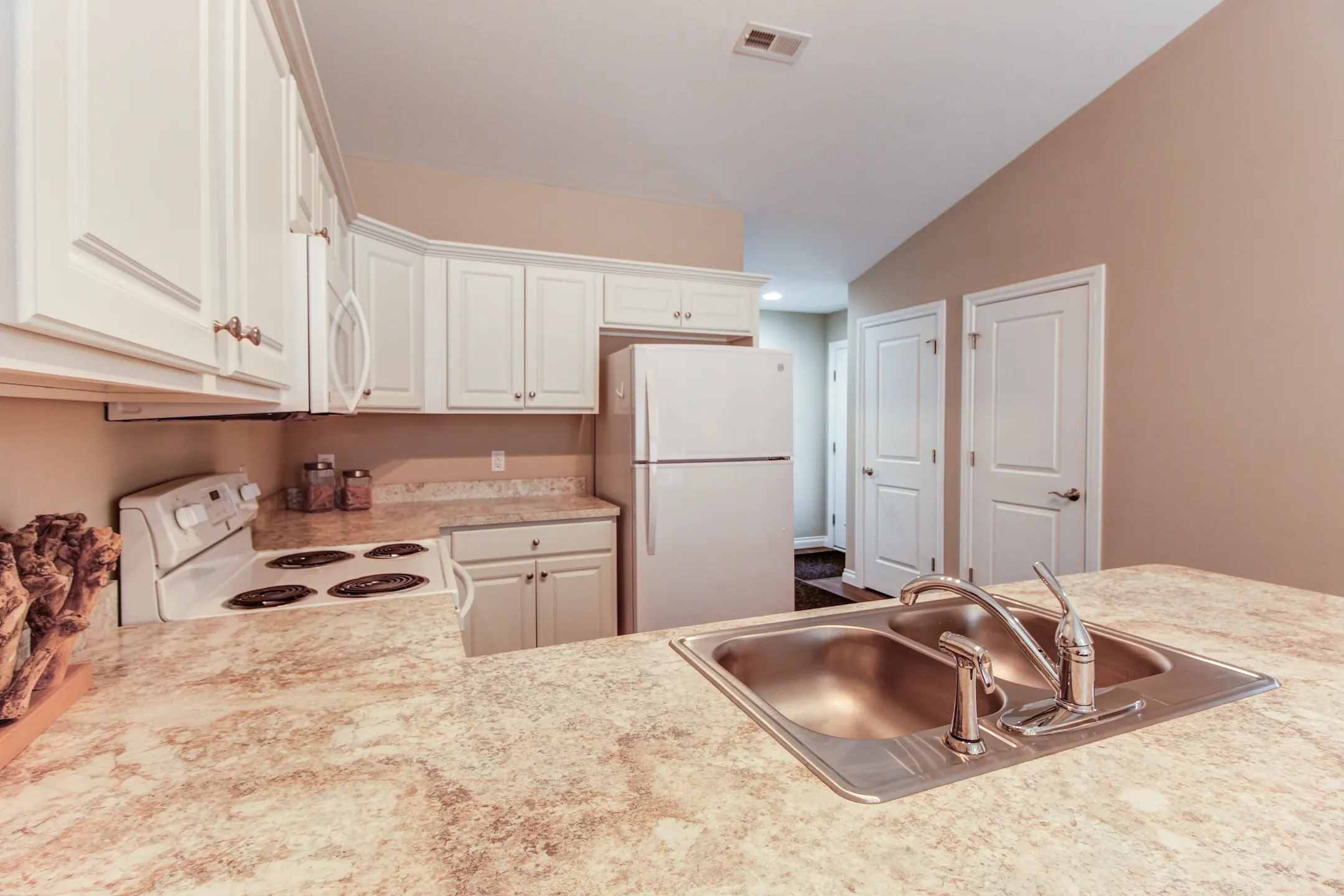 Timber Valley 7150 Lewis Ave Temperance, MI Apartments for Rent Rent.