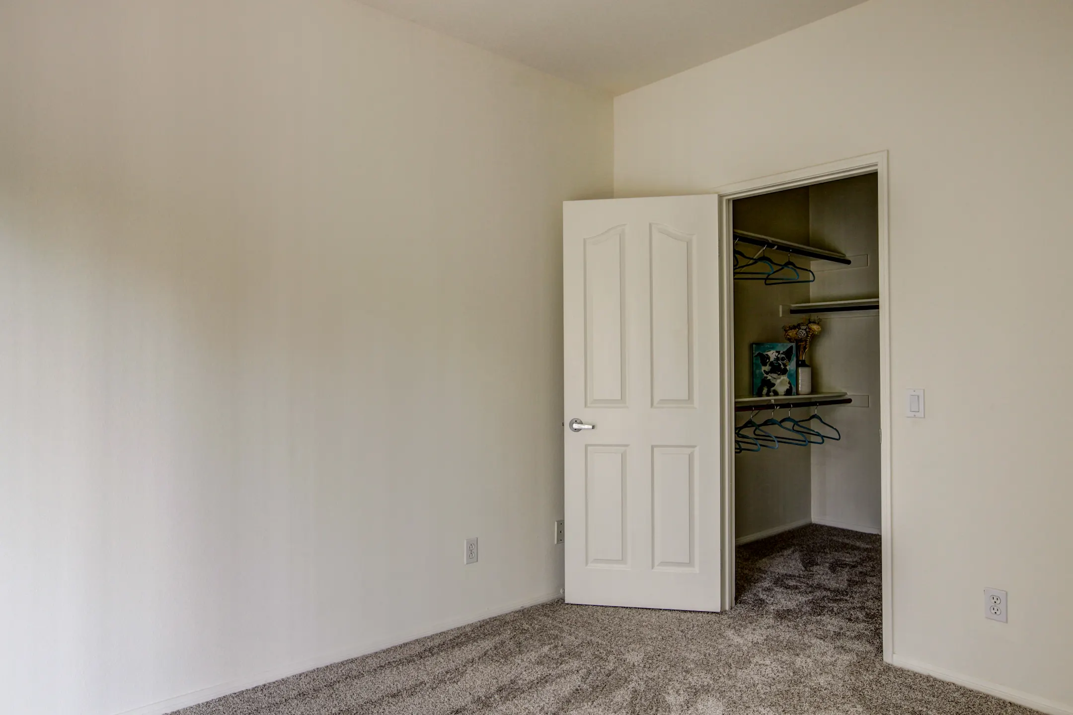 Bedroom - Via Ventura - Ventura, CA