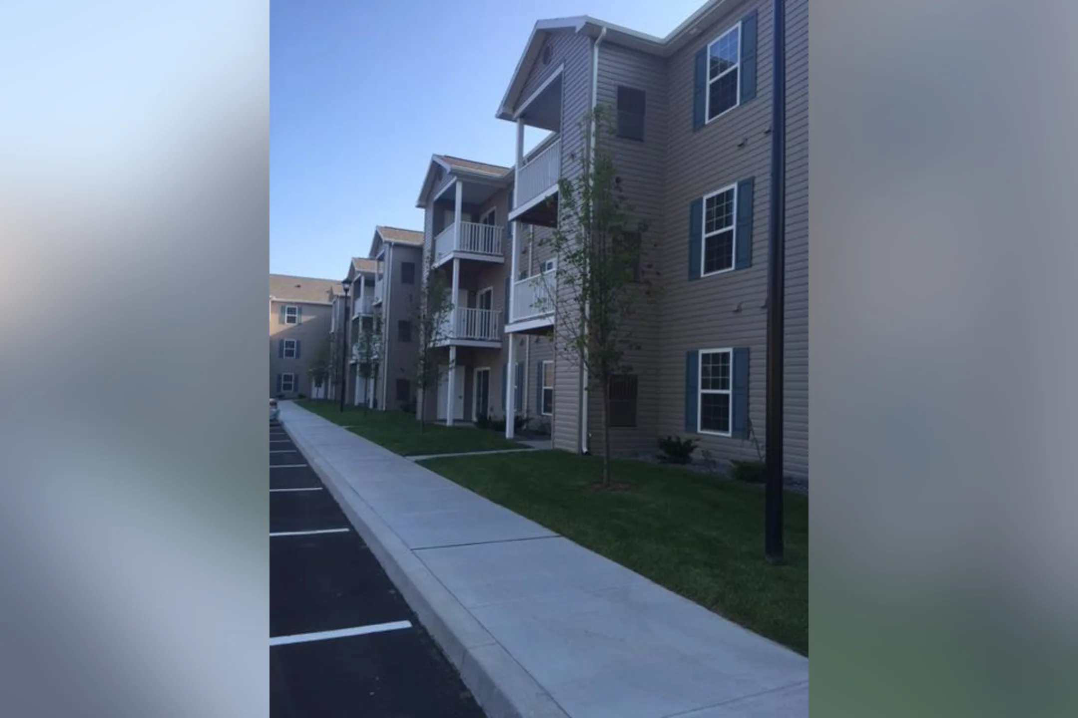 Oak Hill Senior Apartments Apartments Taylor, PA 18517