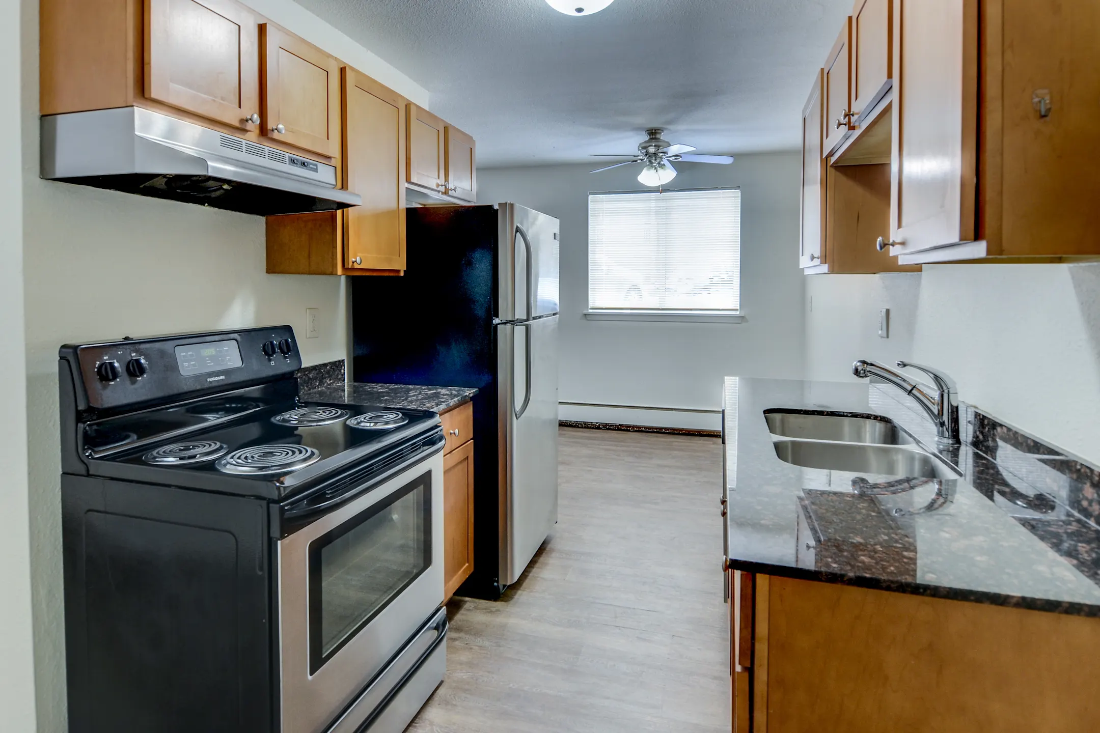 Granite Falls At Silver Lake Apartments New Brighton, MN 55112