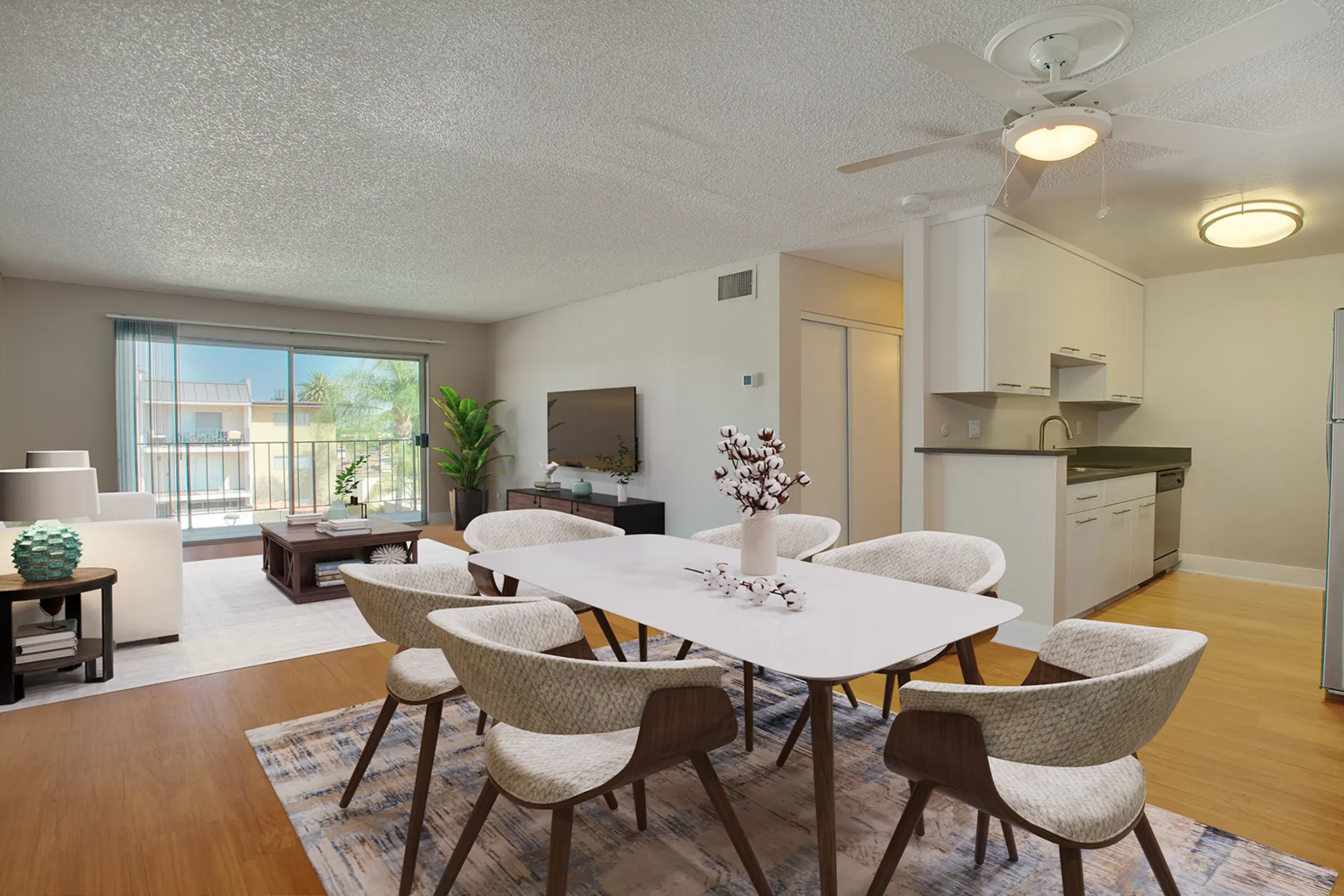 Dining Room - Villas of Pasadena Apartment Homes - Pasadena, CA