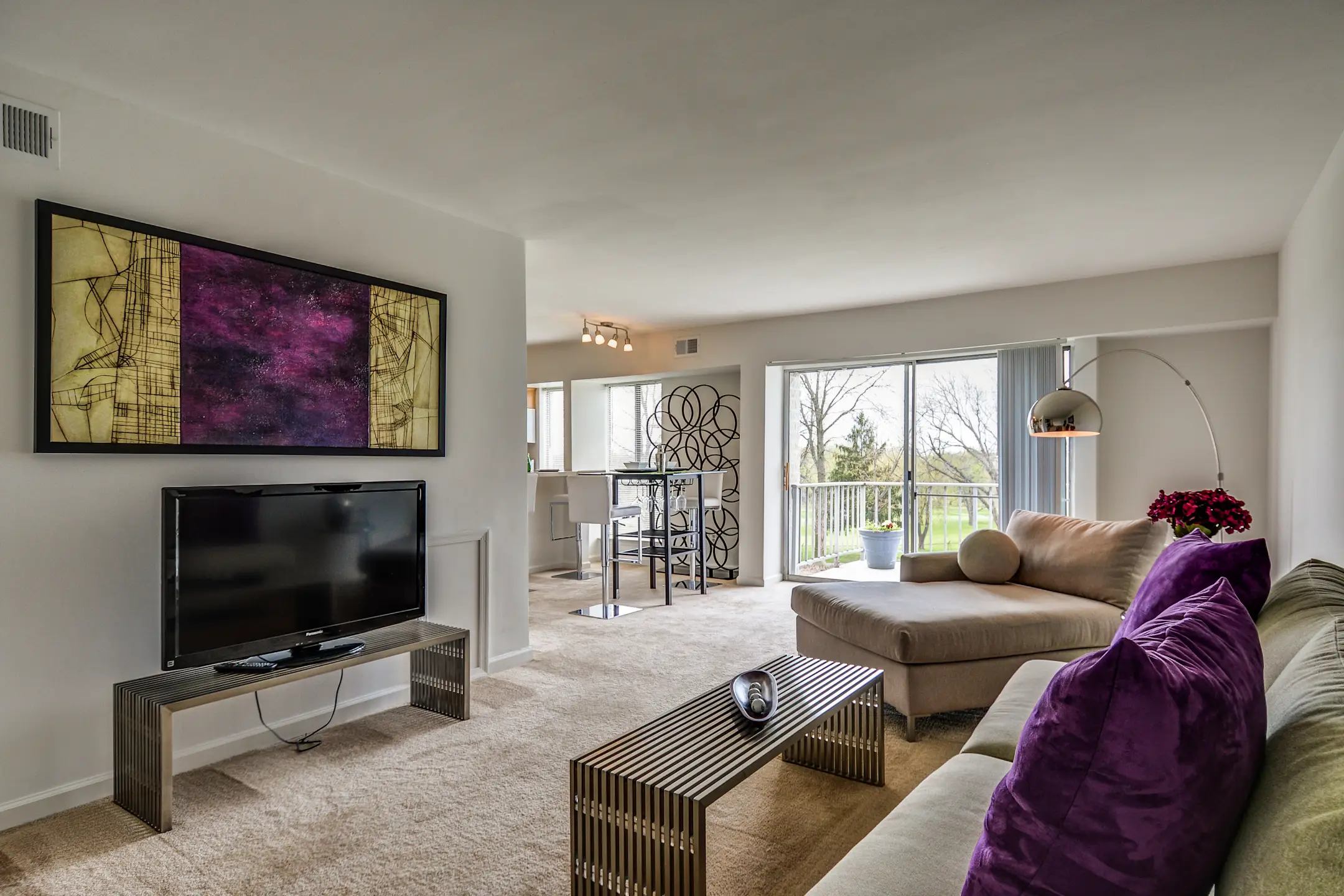 Cavalier Country Club Apartments 25 Golf View Dr Newark, DE