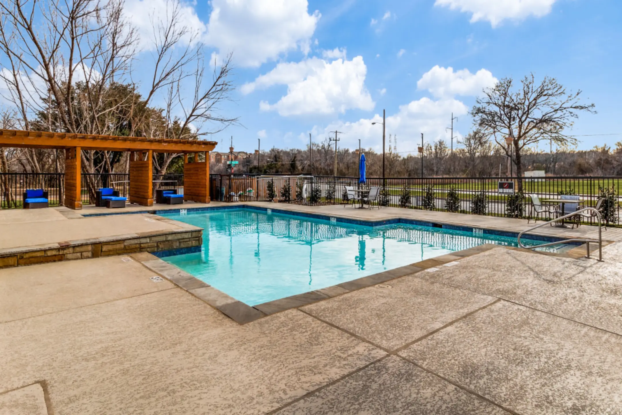 Knowlton Apartment Homes Apartments Mesquite, TX 75150