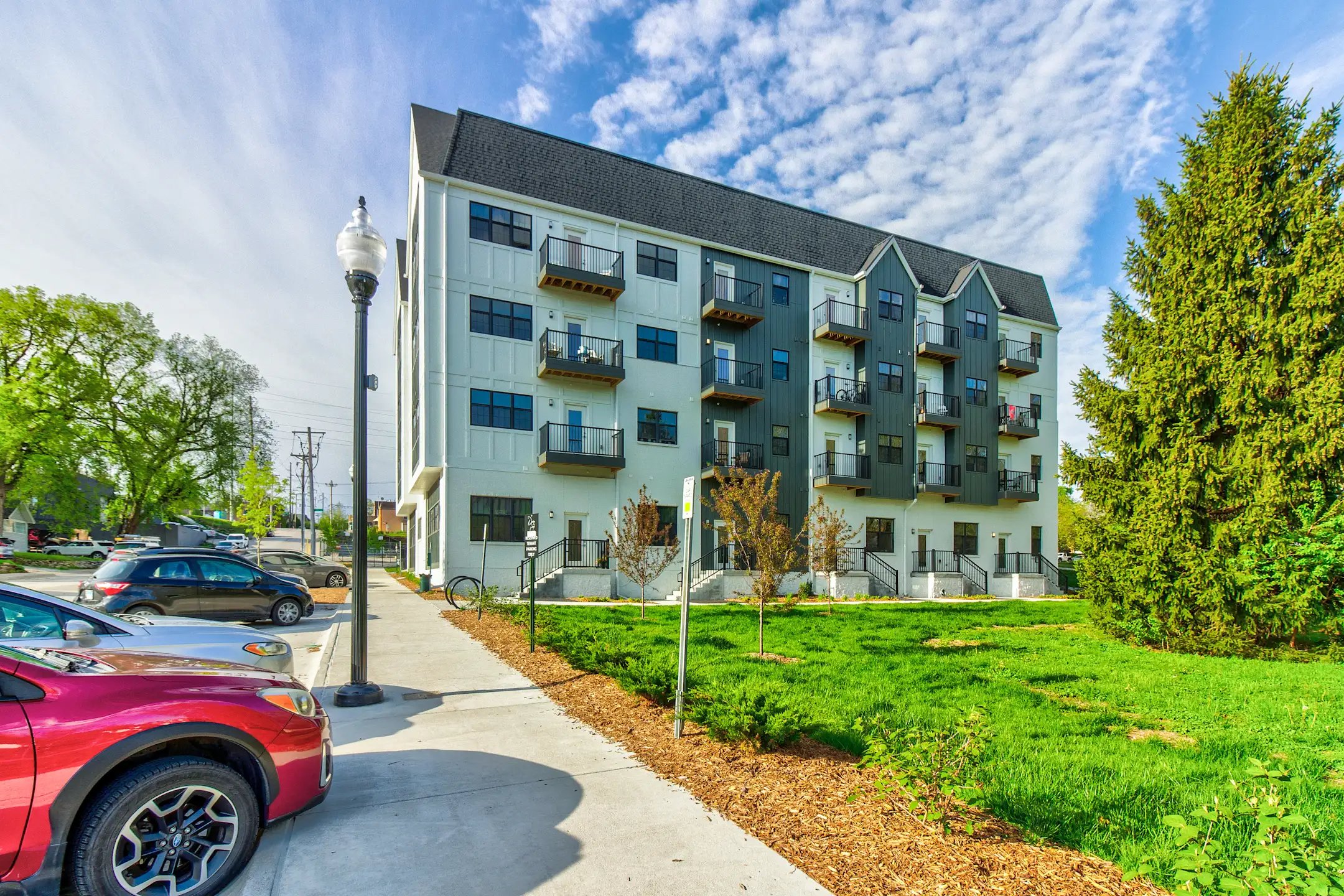 dewey-park-apartments-omaha-ne-68105