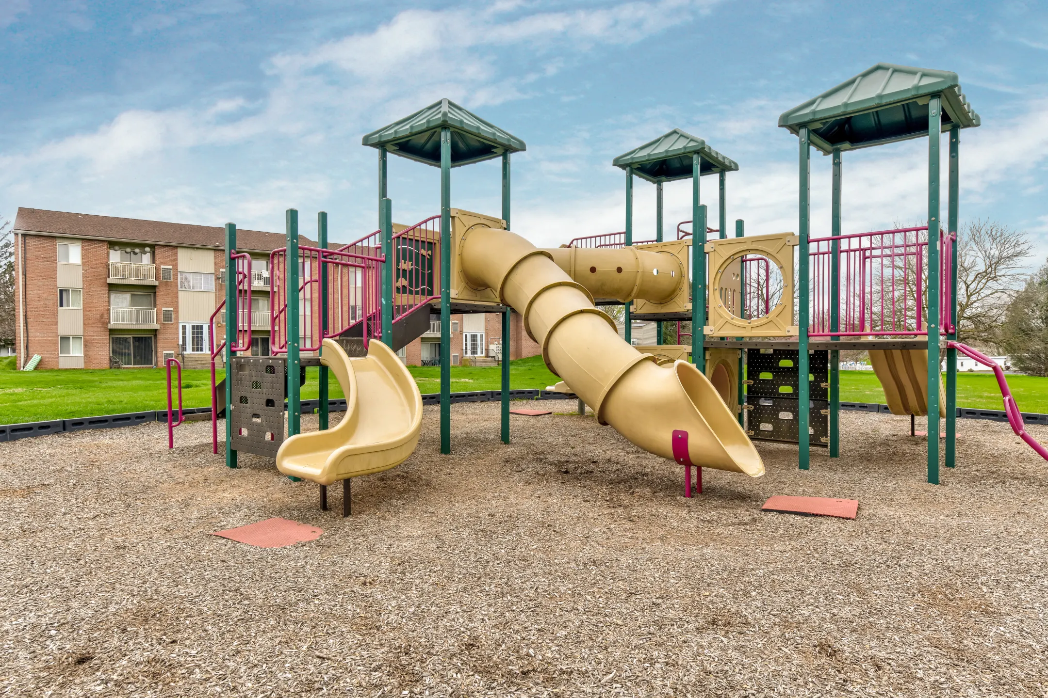 Playground - Oakview Estates - Lancaster, PA