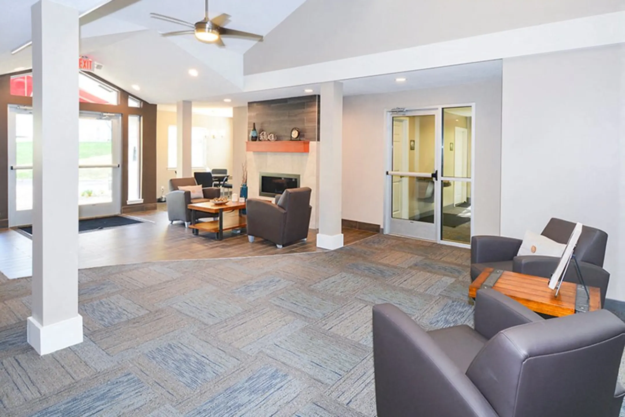 Royal Oaks Apartments Apartments Eagan, MN 55122