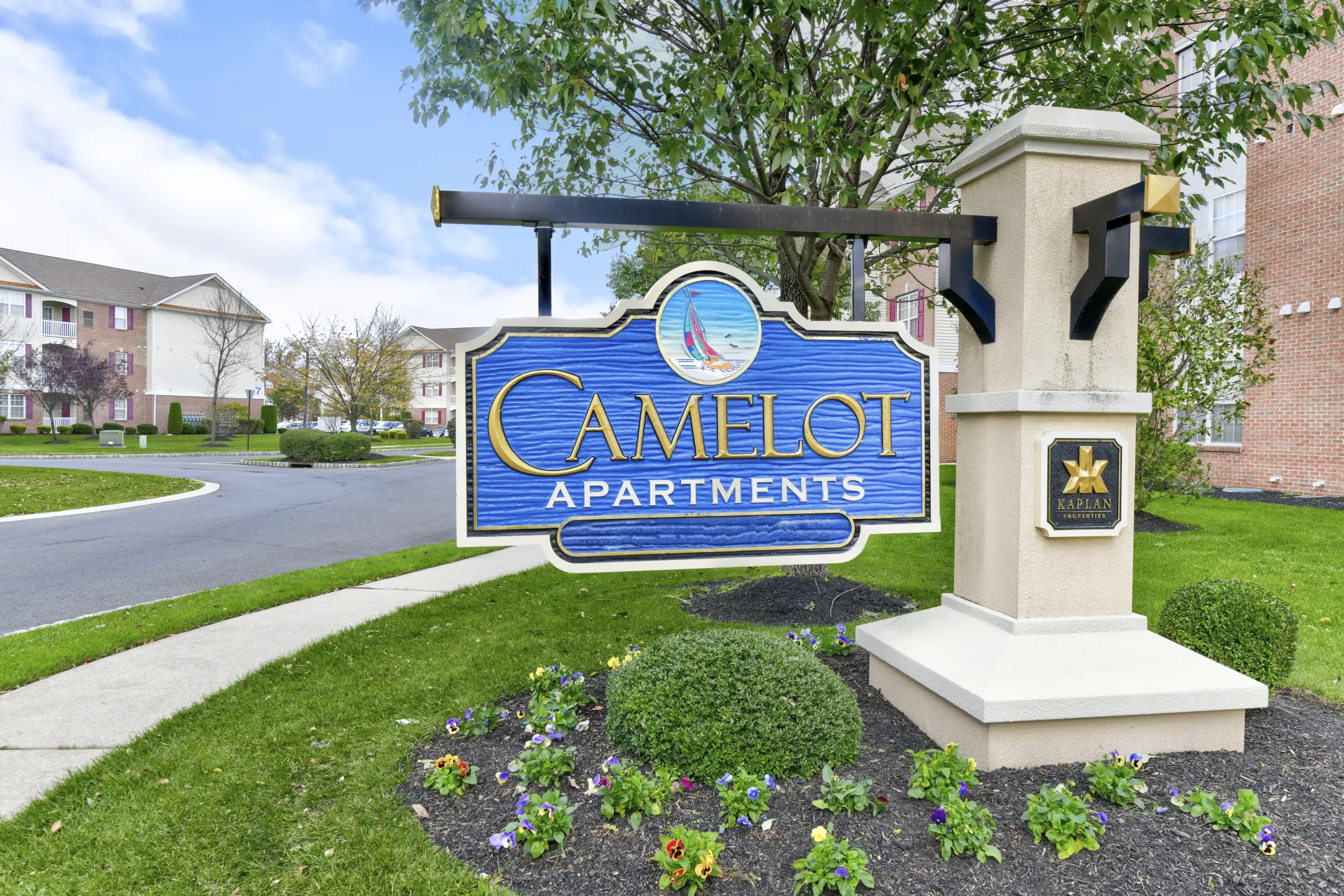 Community Signage - Camelot at Cinnaminson - Cinnaminson, NJ