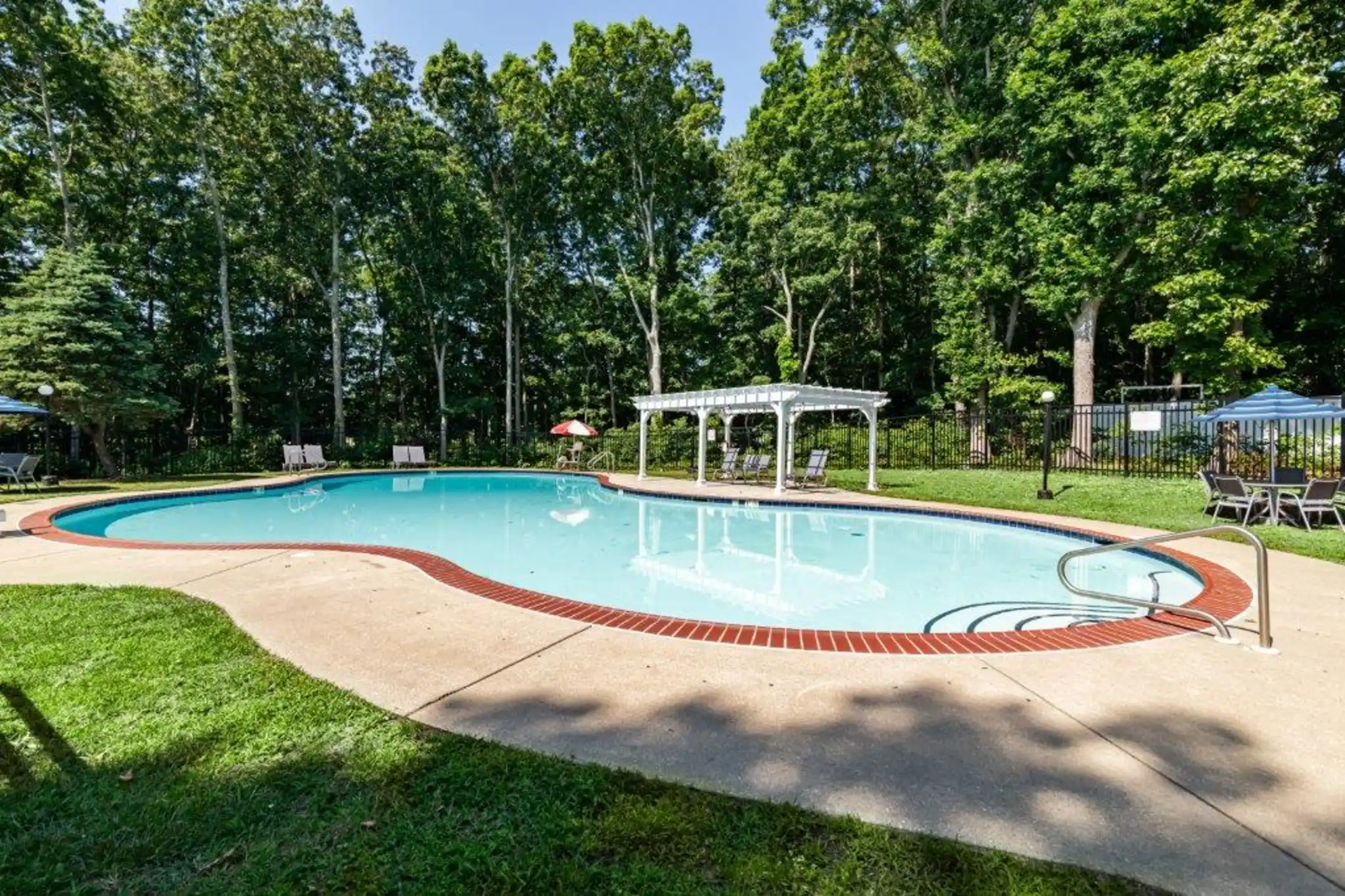 The Landings Apartment Homes 800 Falcon Dr Absecon, NJ Apartments