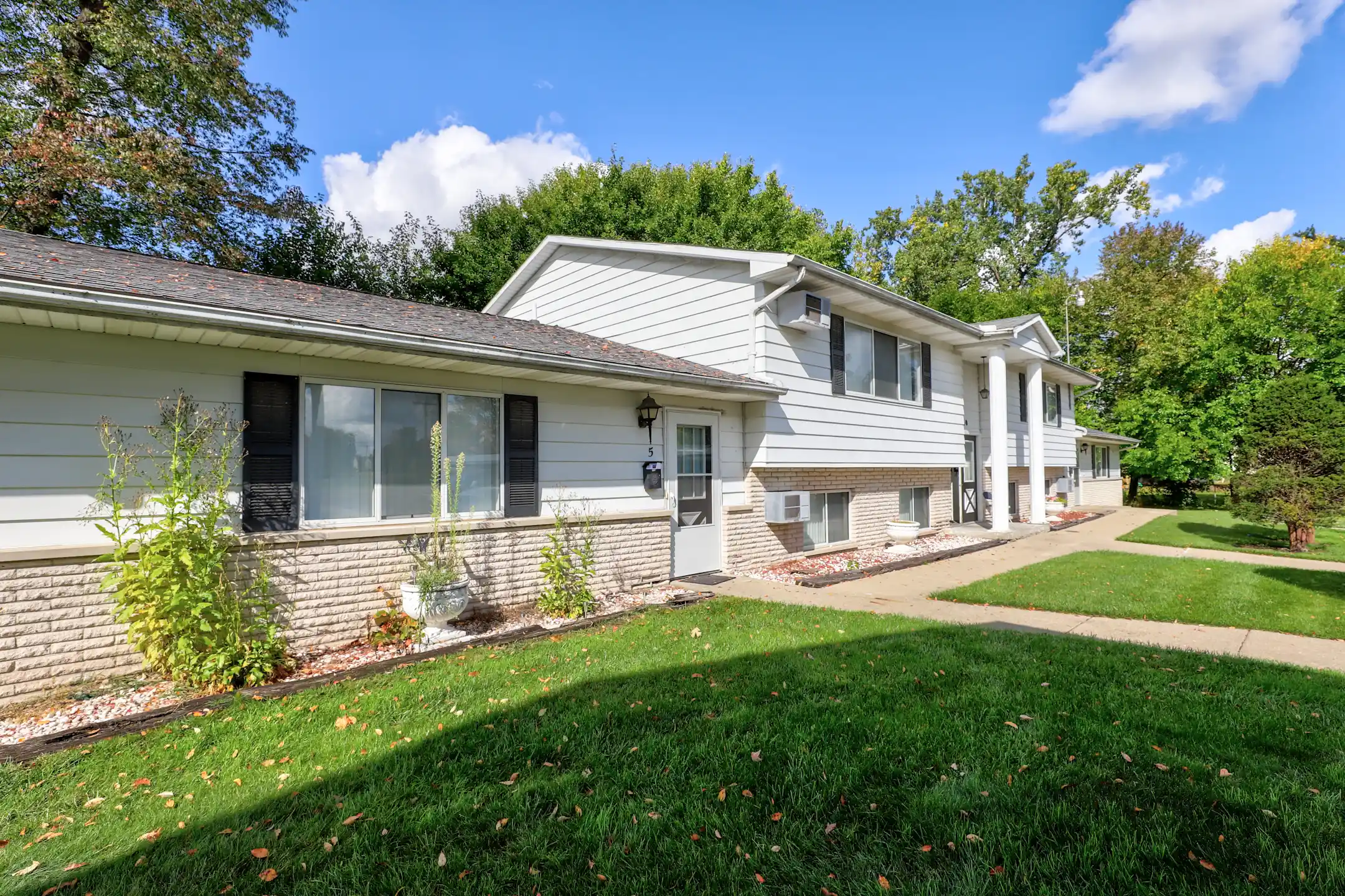 Hazel Park Apartments Apartments Mount Morris, MI 48458