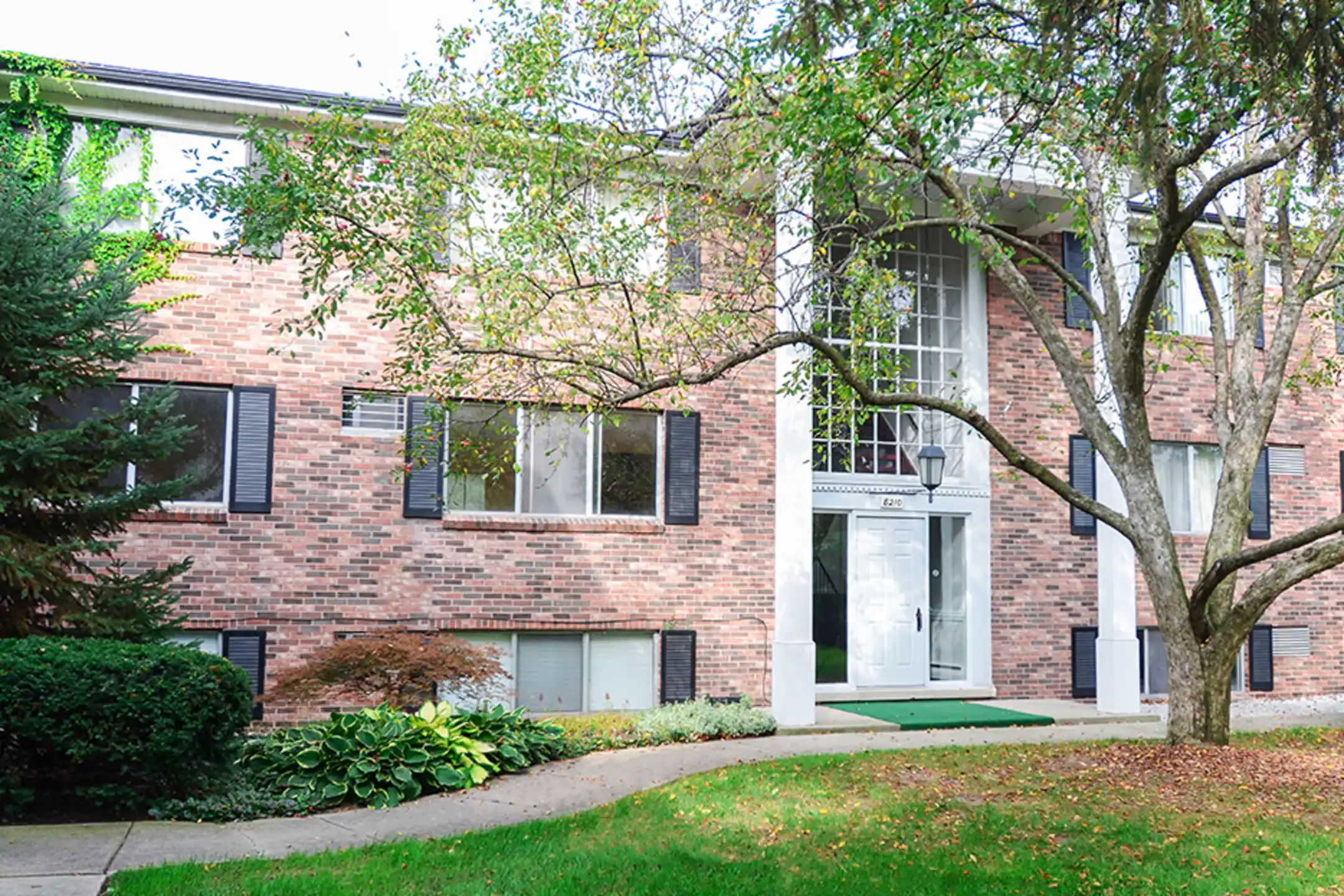 Somerset Manor East Apartments Sterling Heights, MI 48312