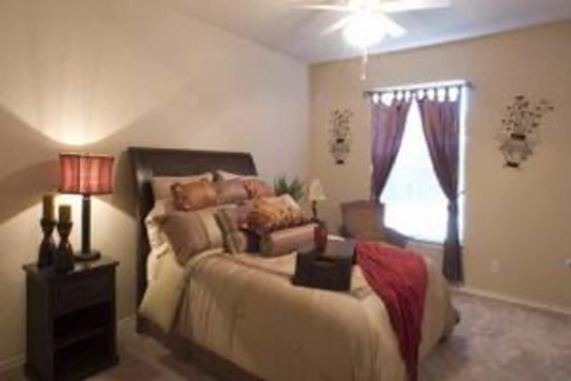 The Residences at Earl Campbell Apartments Tyler, TX 75701