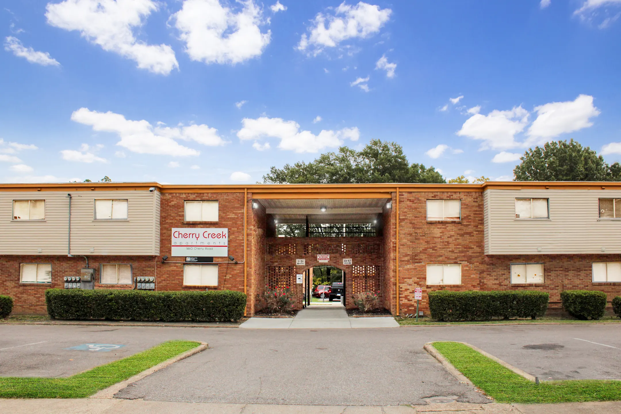 Cherry Creek Apartments Apartments Memphis, TN 38117