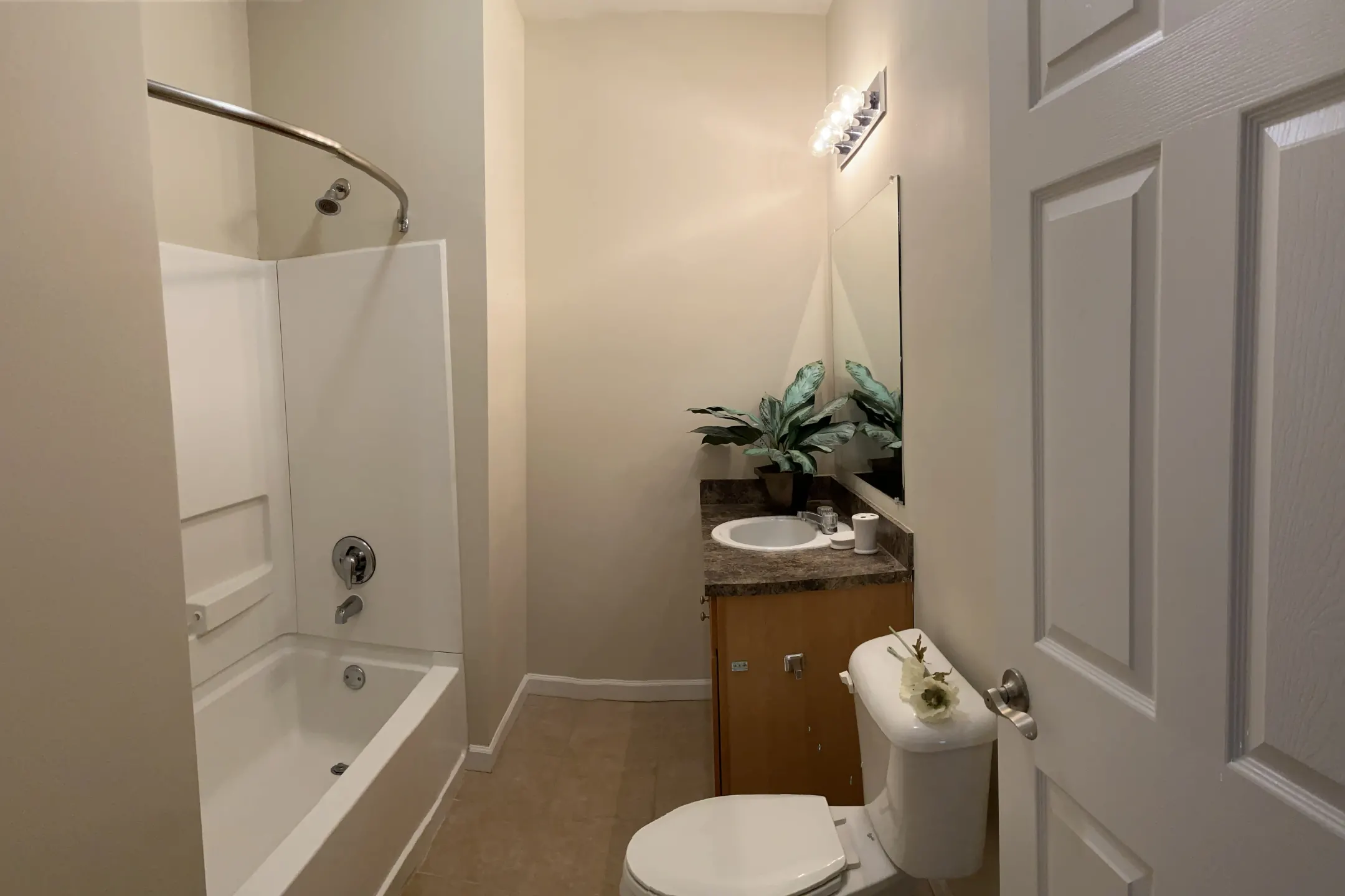 Bathroom - Bridgeway Apartments and Townhomes - Lafayette, LA