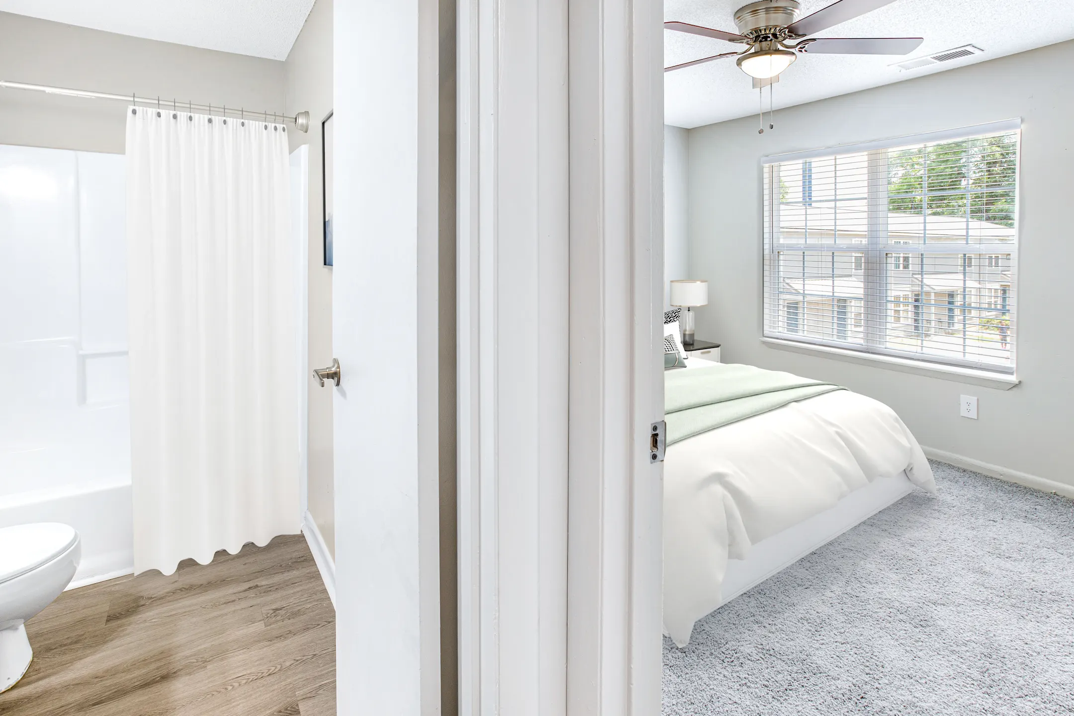 The Flats on Hampstead 200 Hampstead Ave Savannah, GA Townhouses