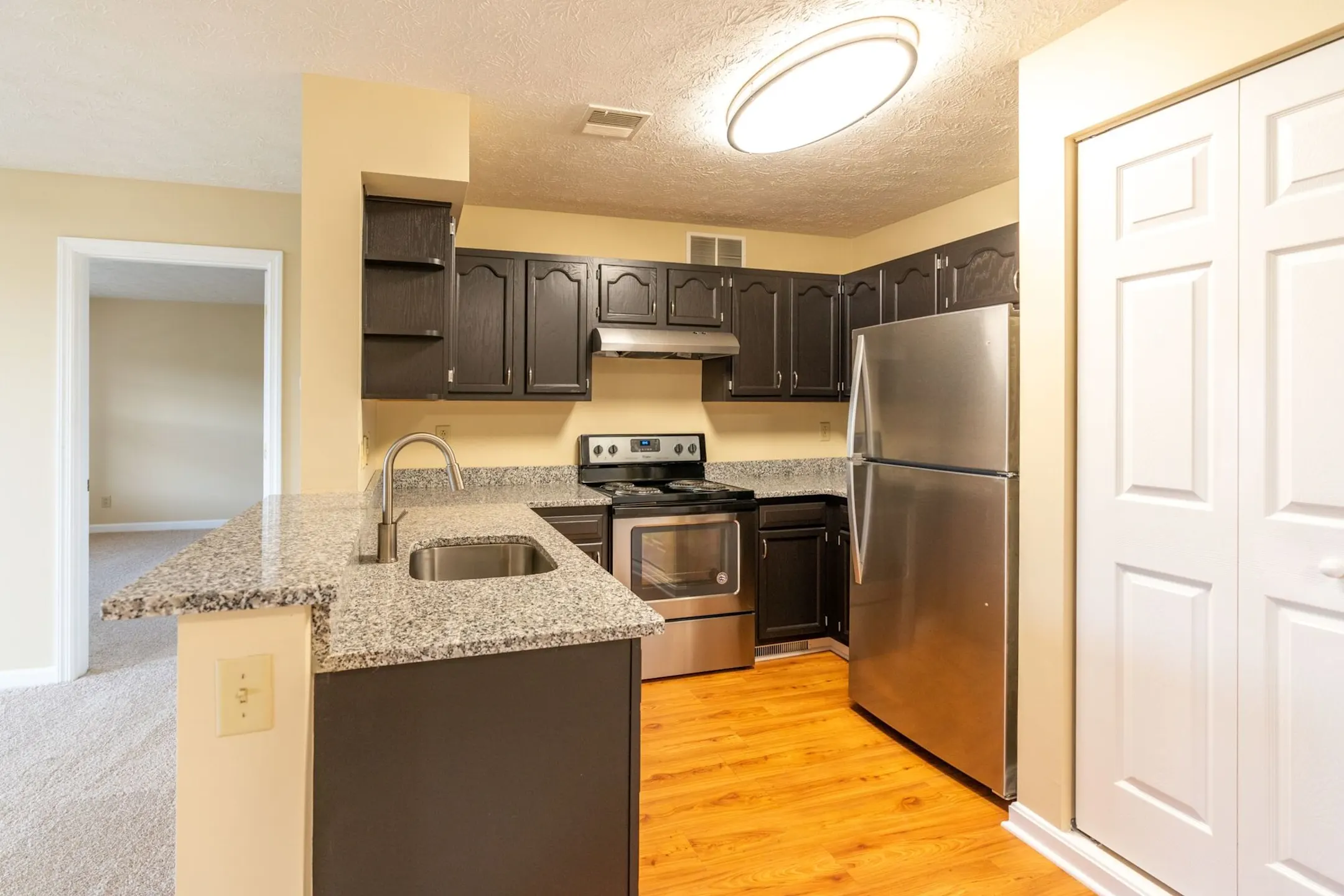 Parkside Estates 202 Ketchum Dr Canonsburg, PA Apartments for Rent