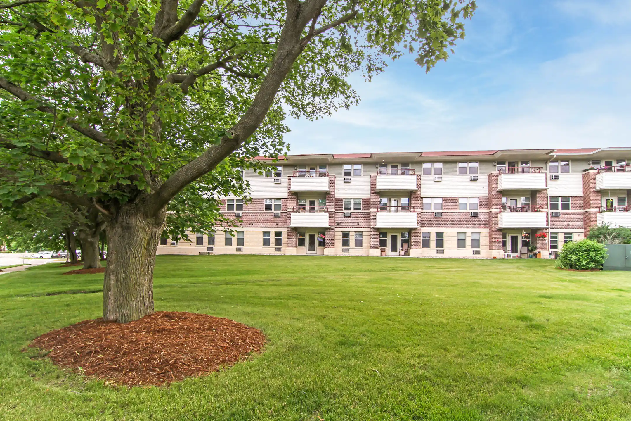 Cannery Row Senior Community Apartments Waunakee, WI 53597