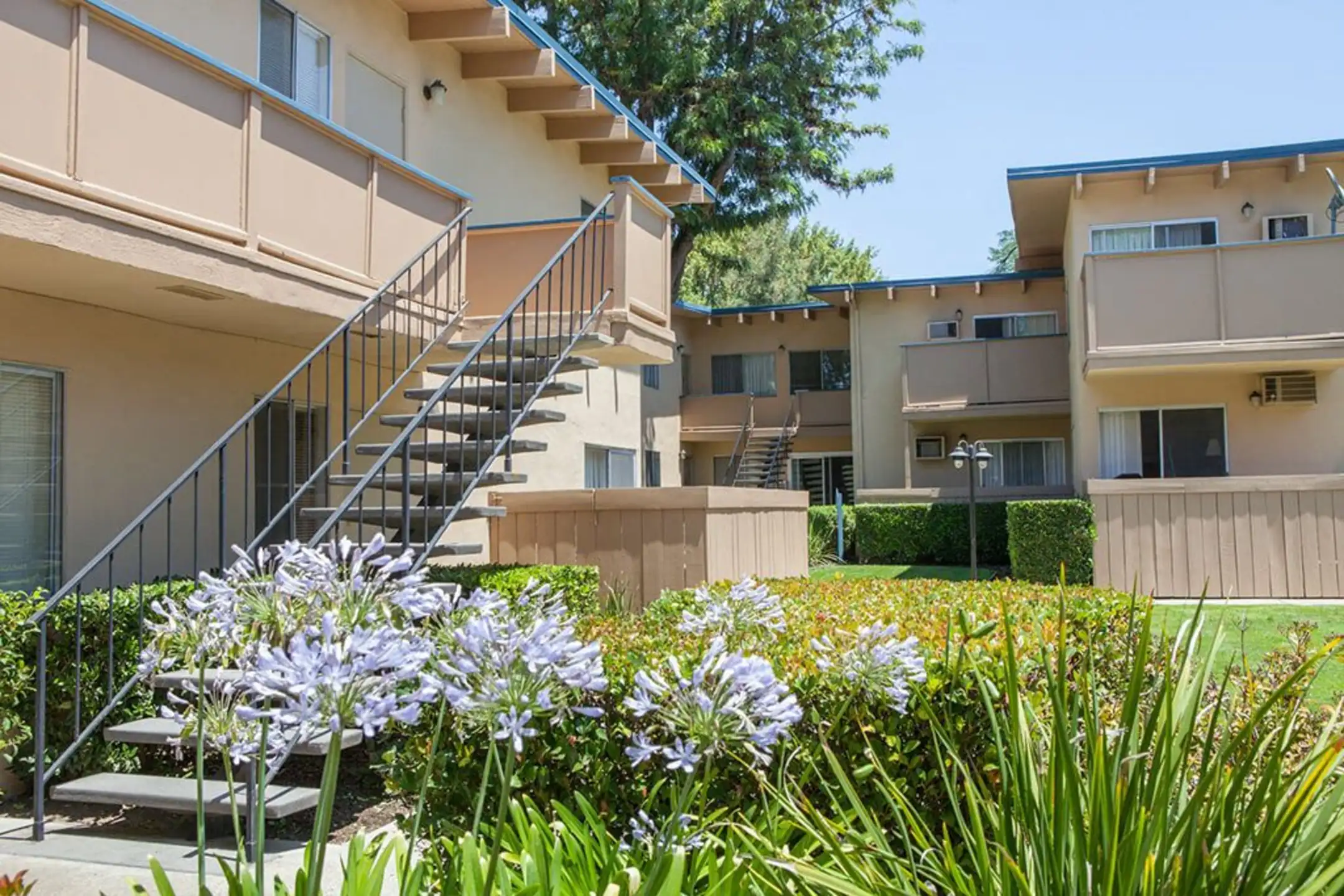 The Glens Apartments 1515 Alta Glen Dr San Jose, CA Apartments for