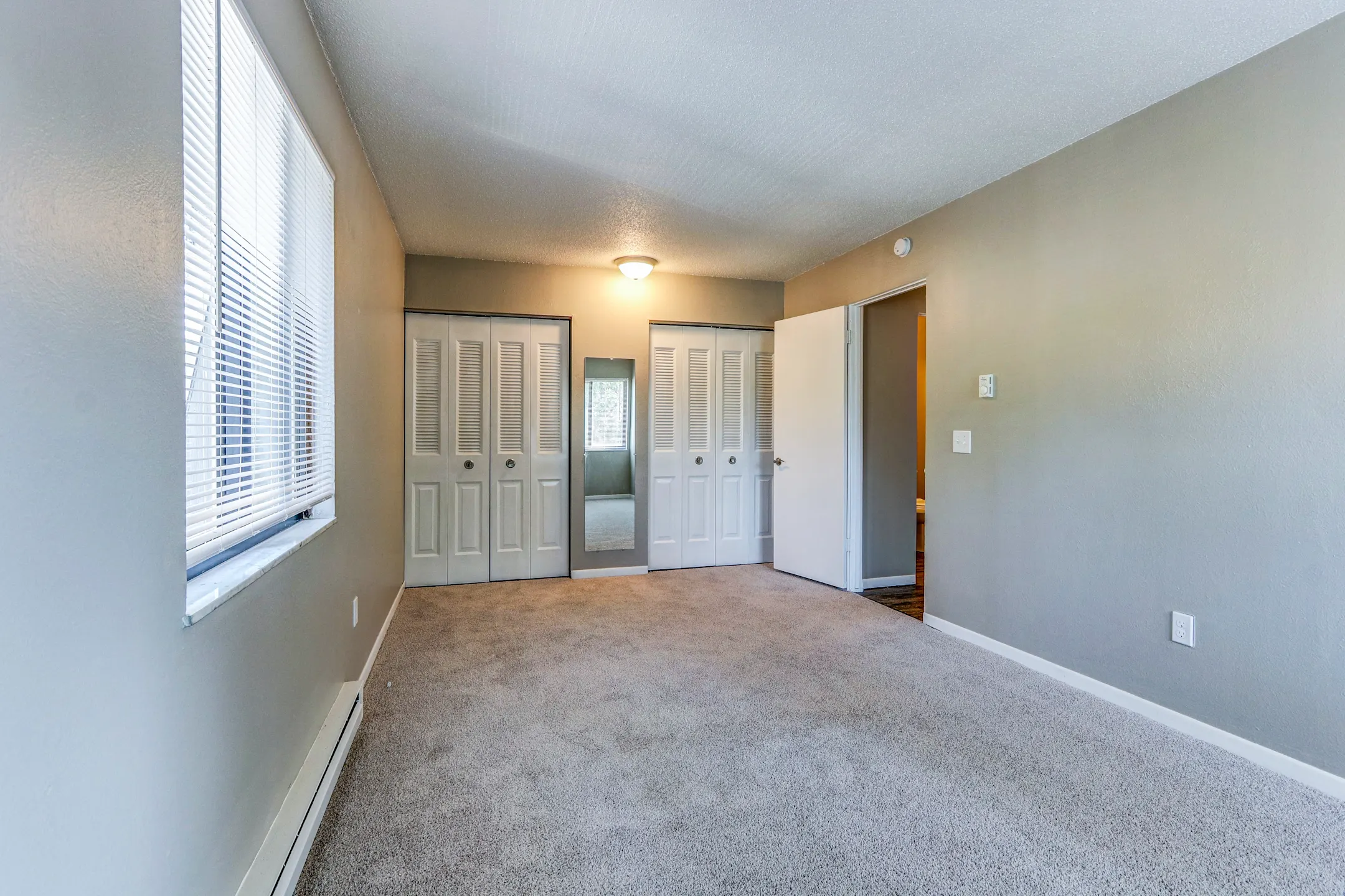 Westridge Apartments And Townhomes 2704 Westmar Court Apt. 209