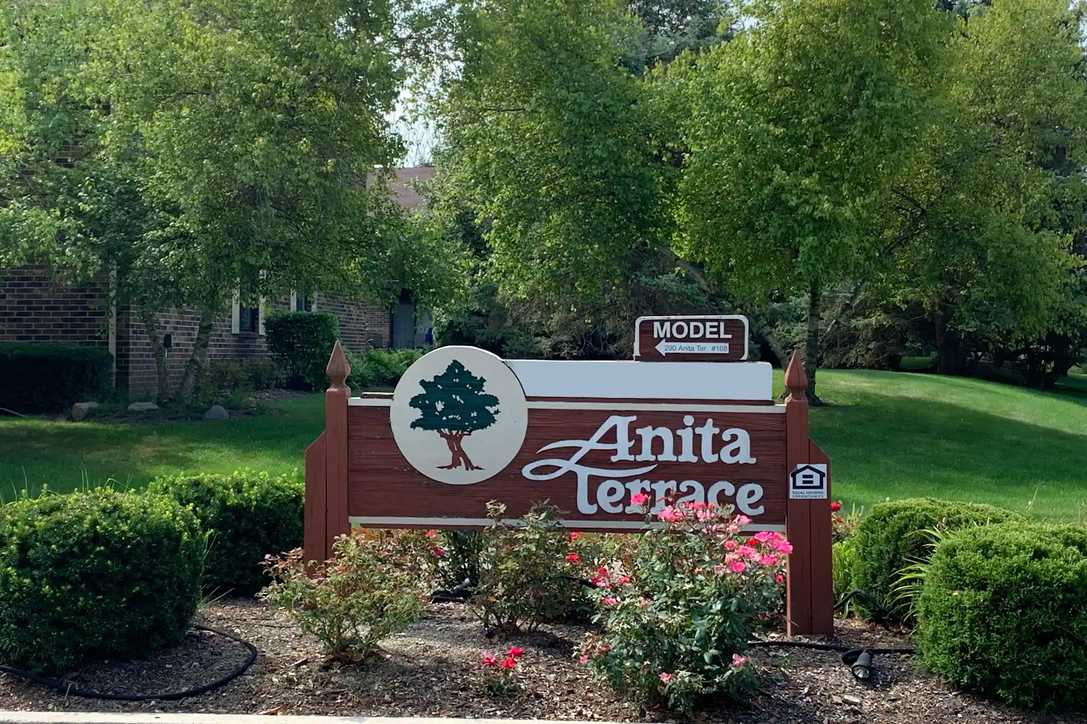 Anita Terrace Apartments 290 Anita Ter Antioch, IL Apartments for