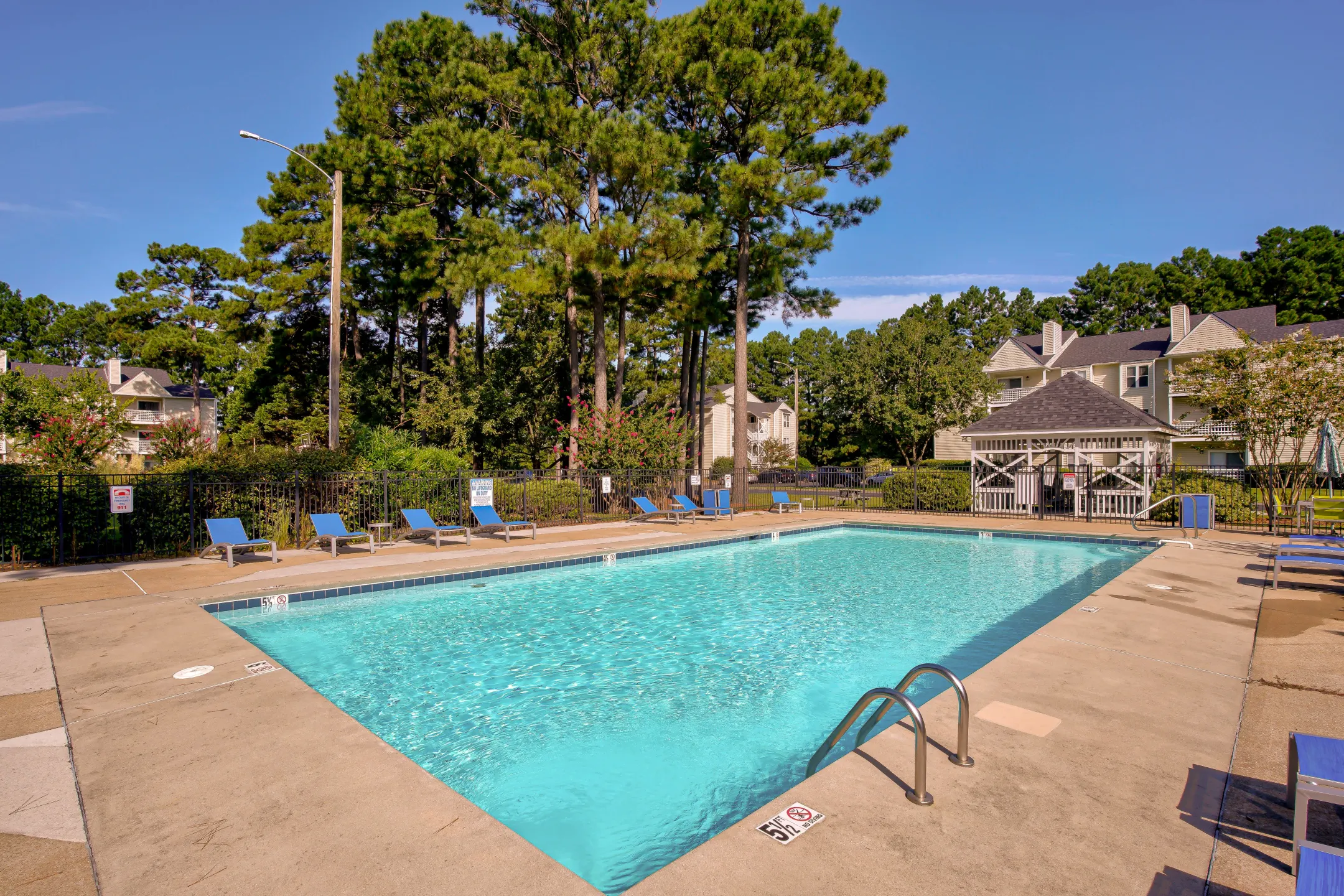 Pool - Bluff Ridge Apartment Homes - Jacksonville, NC