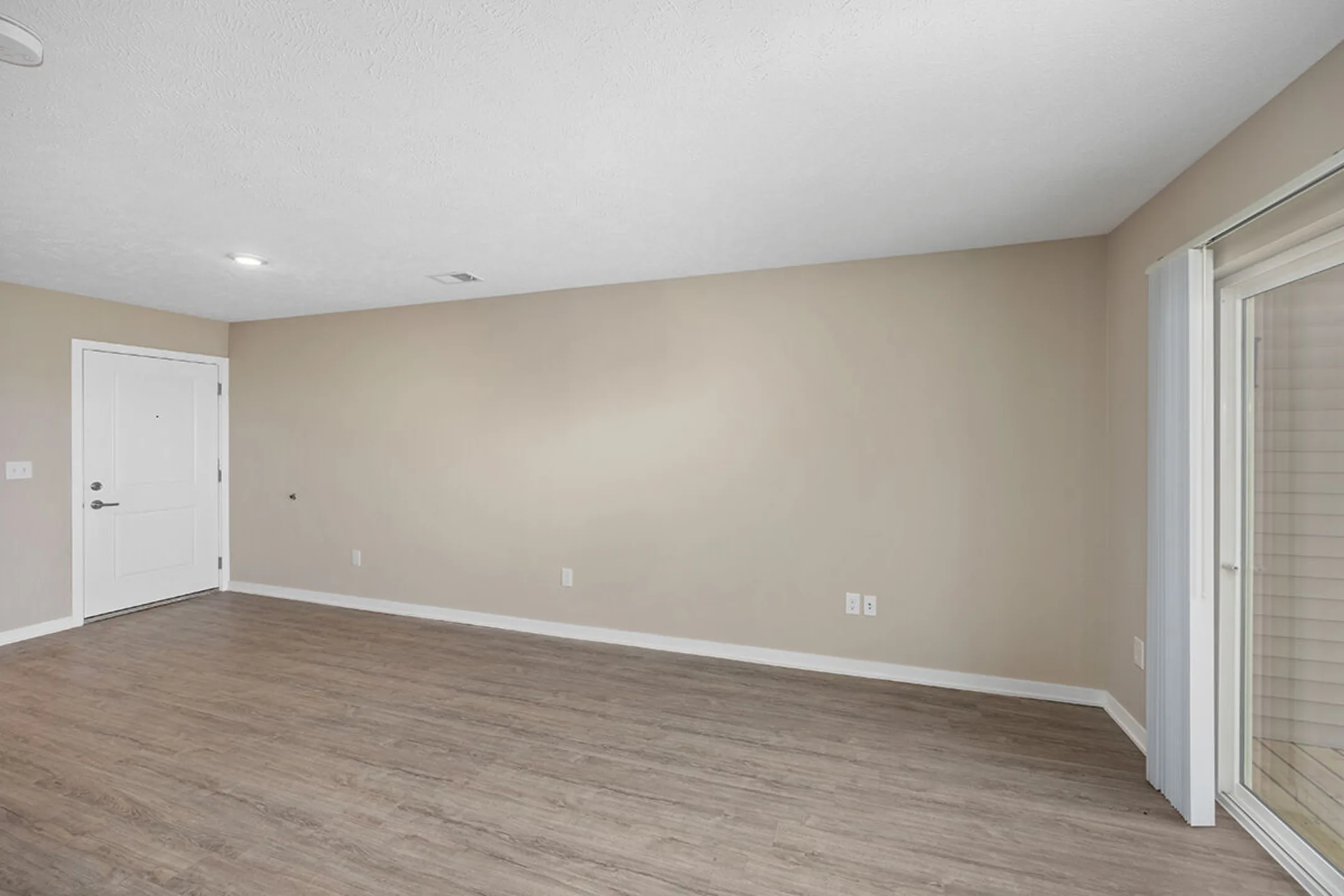 The Summit Apartments 421 N Willowbrook Rd Coldwater, MI Apartments