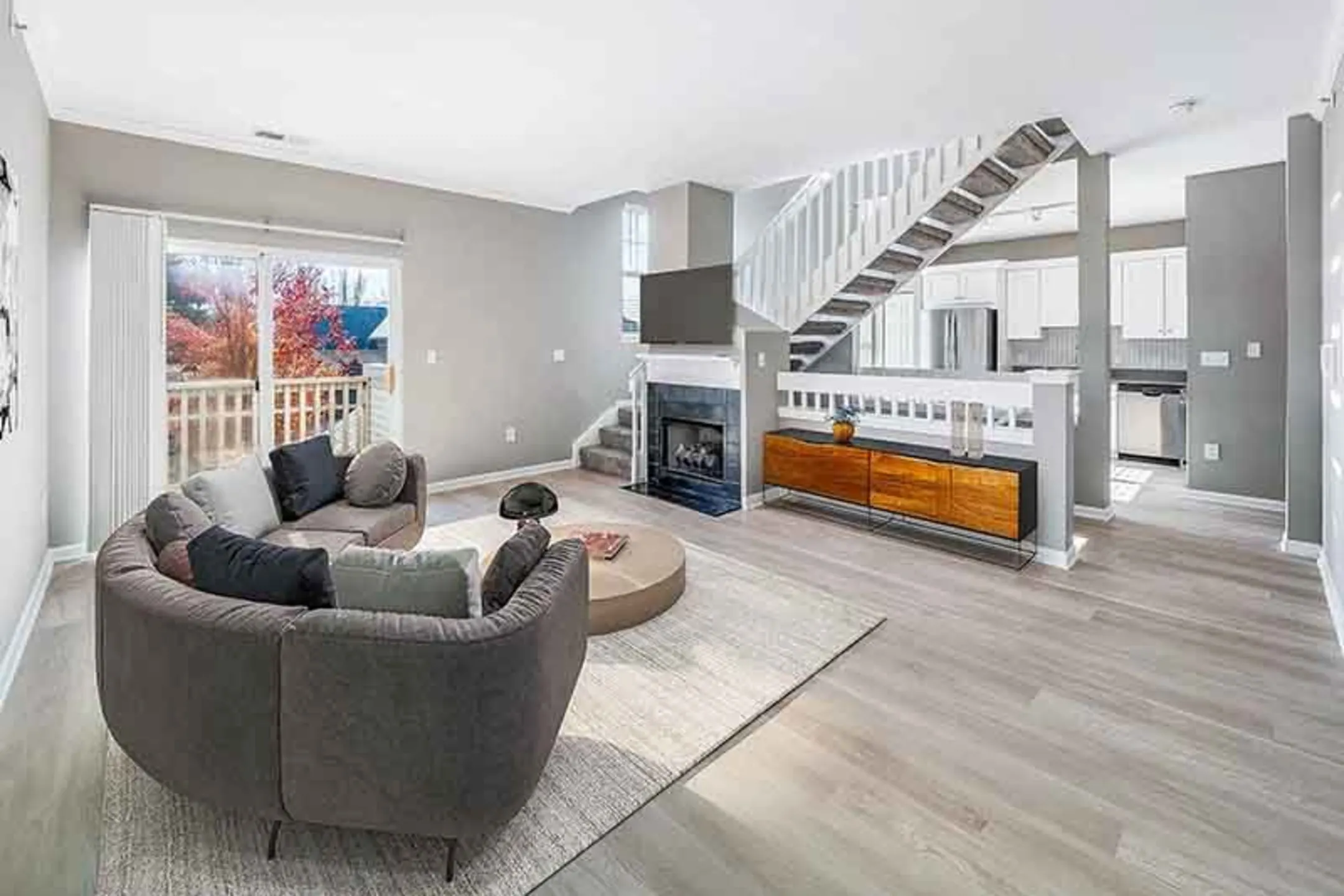 River Run Apartments Naperville, IL 60564