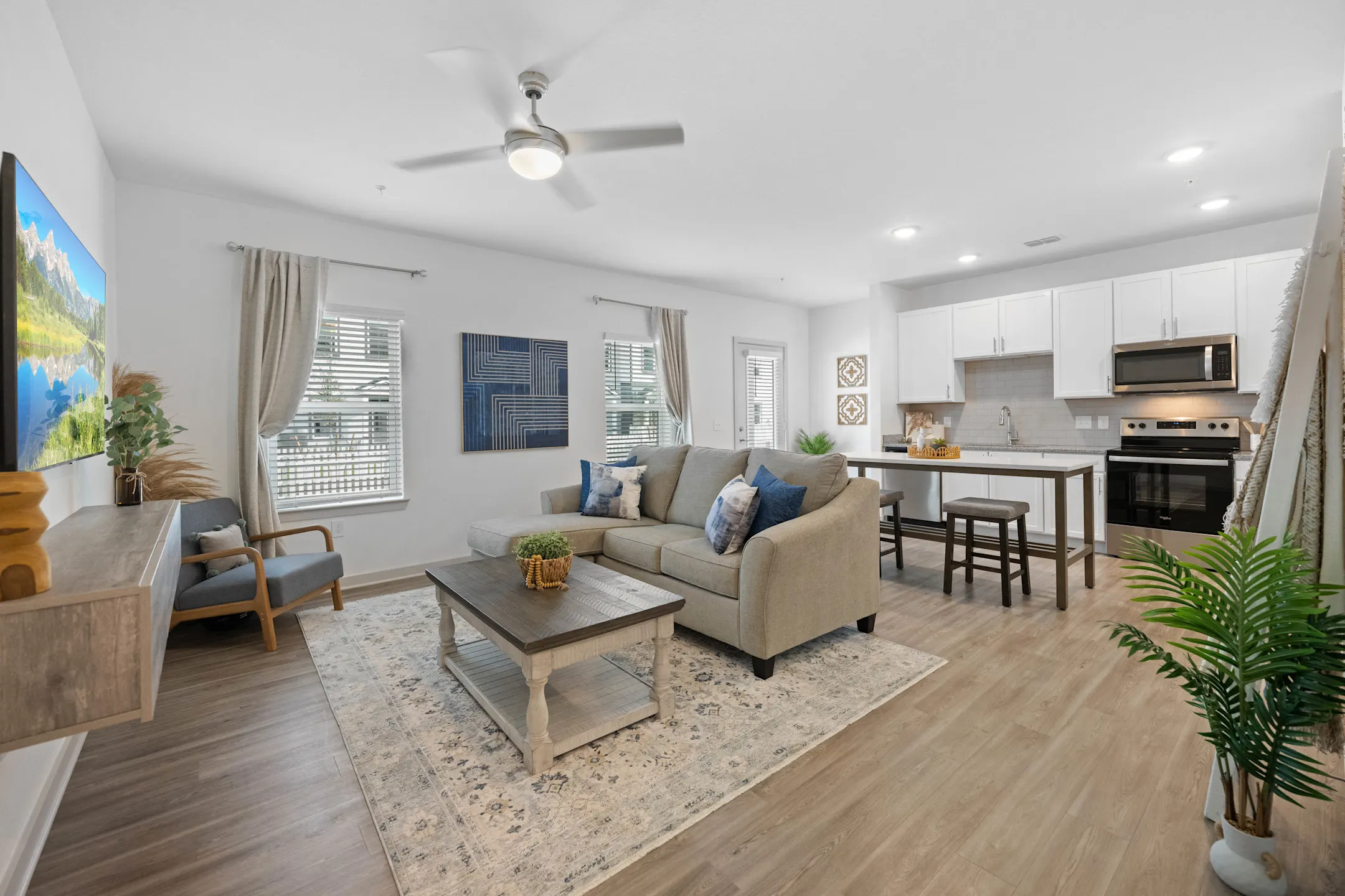 Novo Gateway 11260 Florida 82 Fort Myers, FL Apartments for Rent