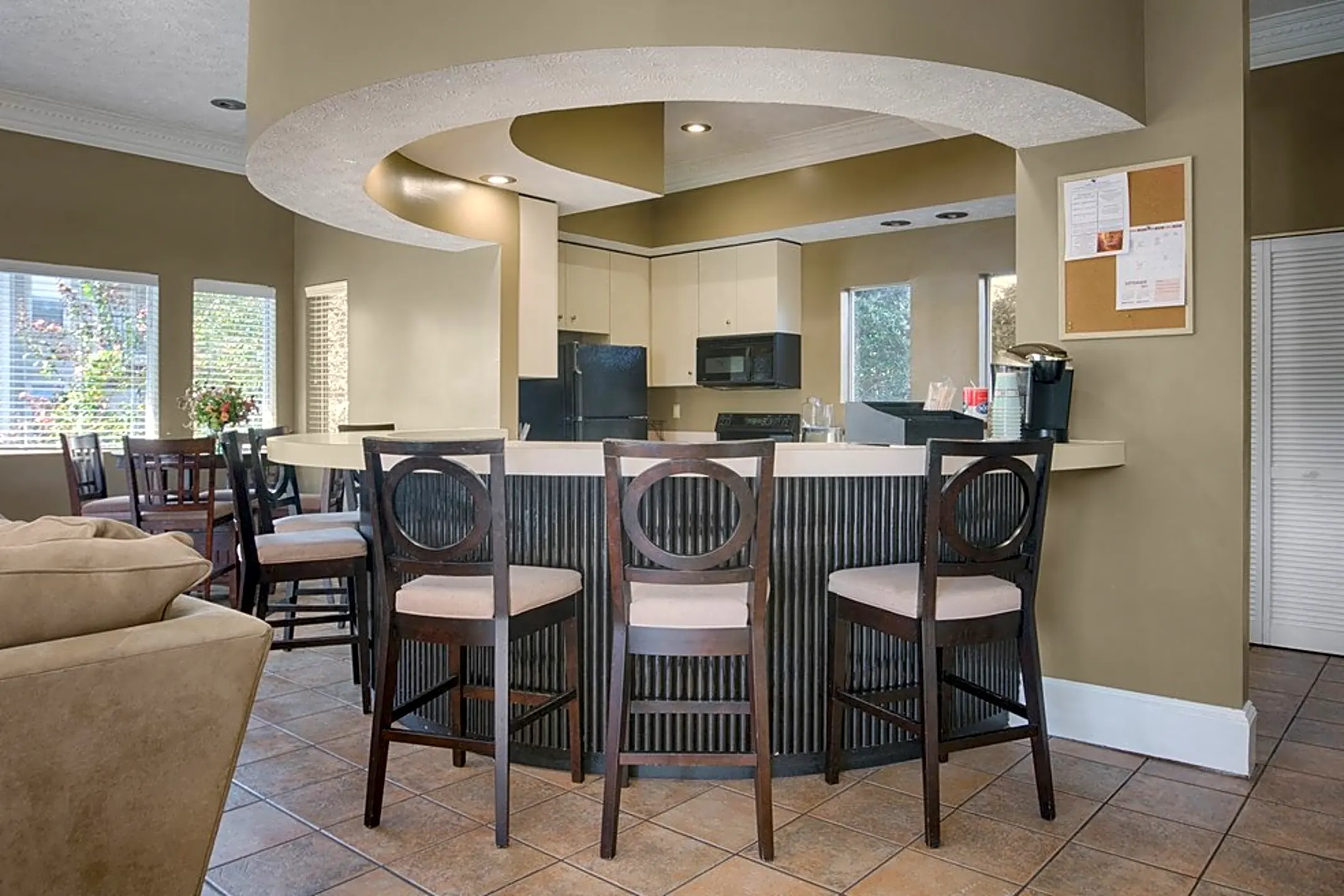 Kings Cross Apartments 5725 Ivanhoe Court Fayetteville, NC