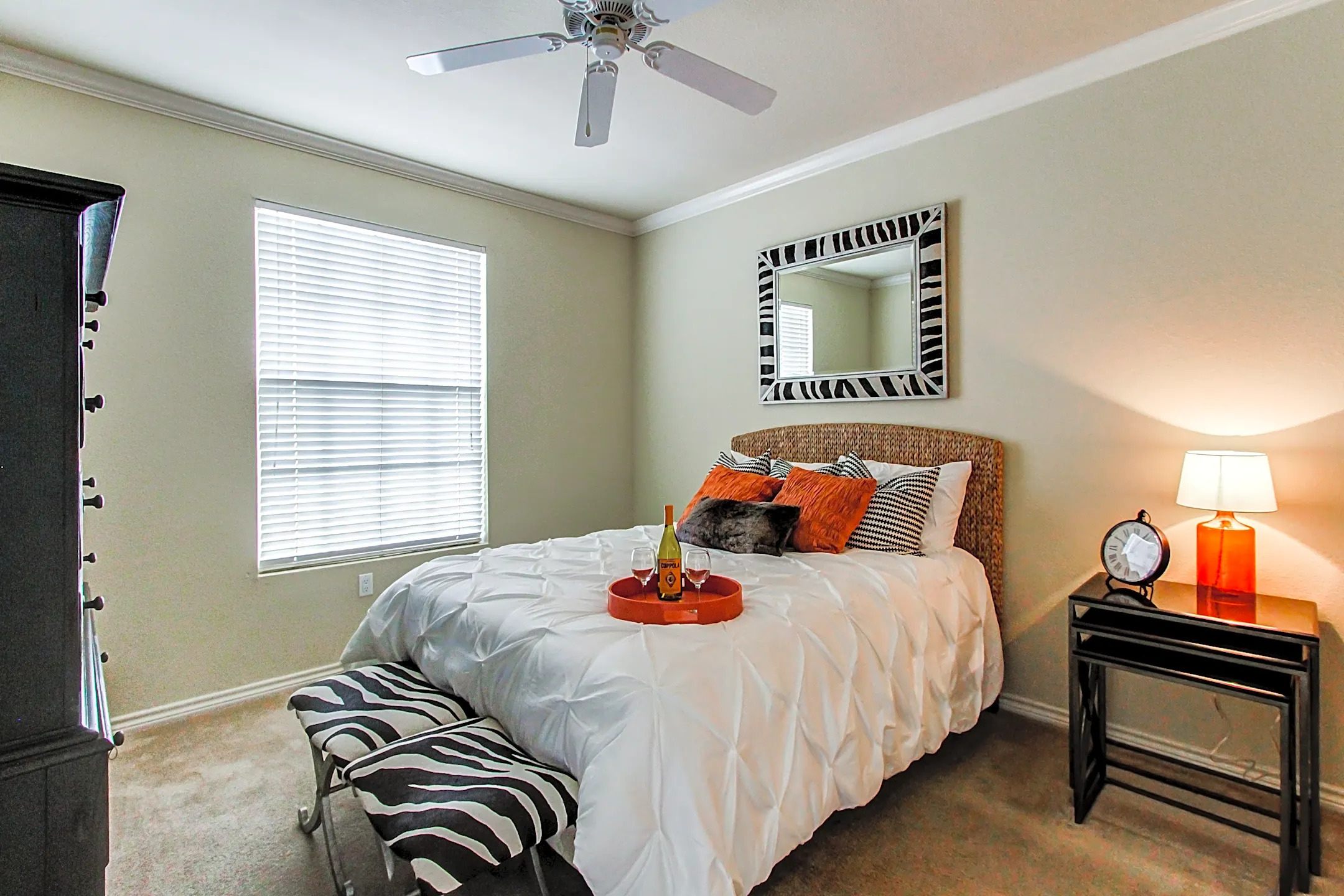 Casas de Soledad Condominium Homes 3901 Sonoma Ranch Avenue Las