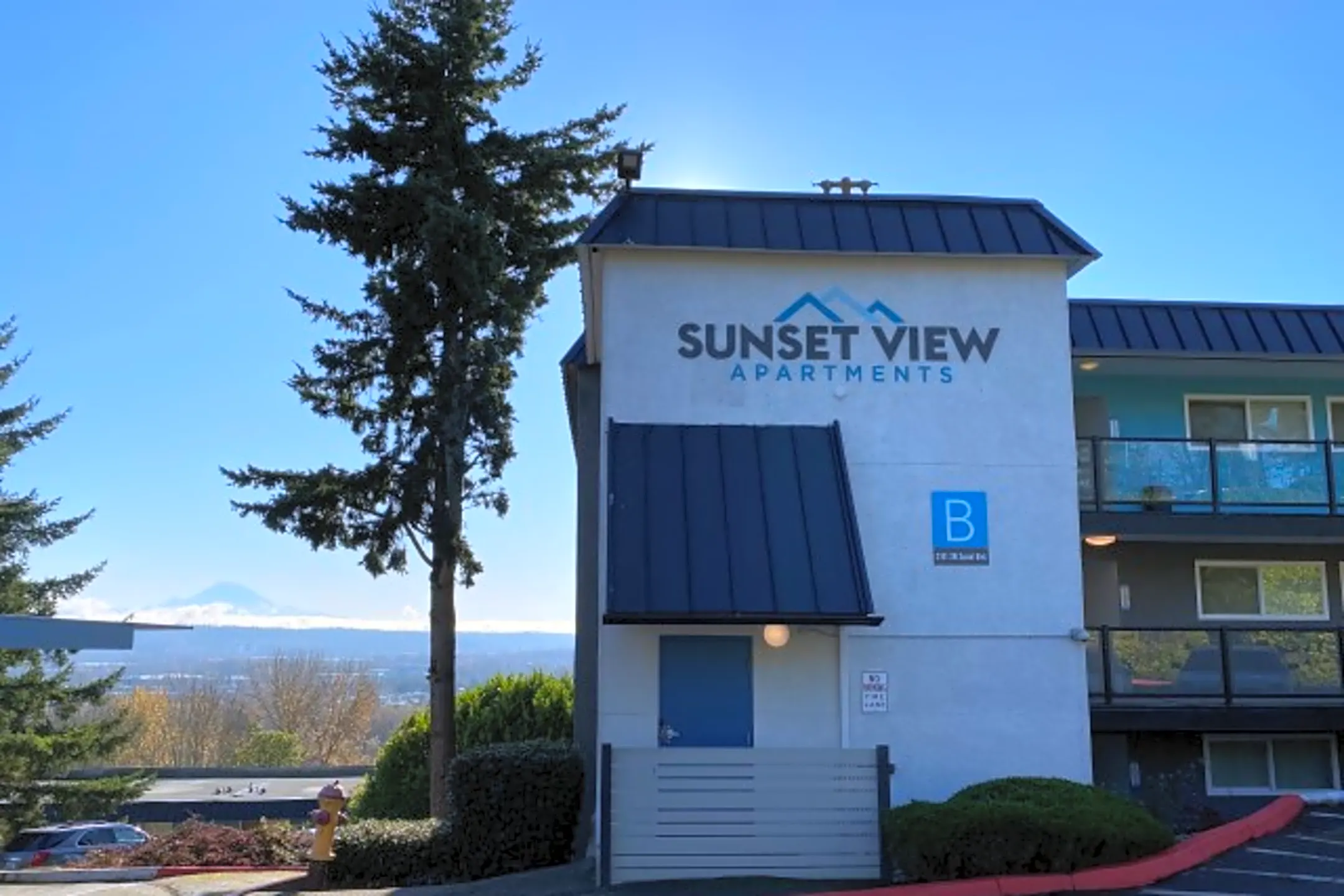 Sunset View Apartments - 2101 Sw Sunset Blvd | Renton, WA Apartments