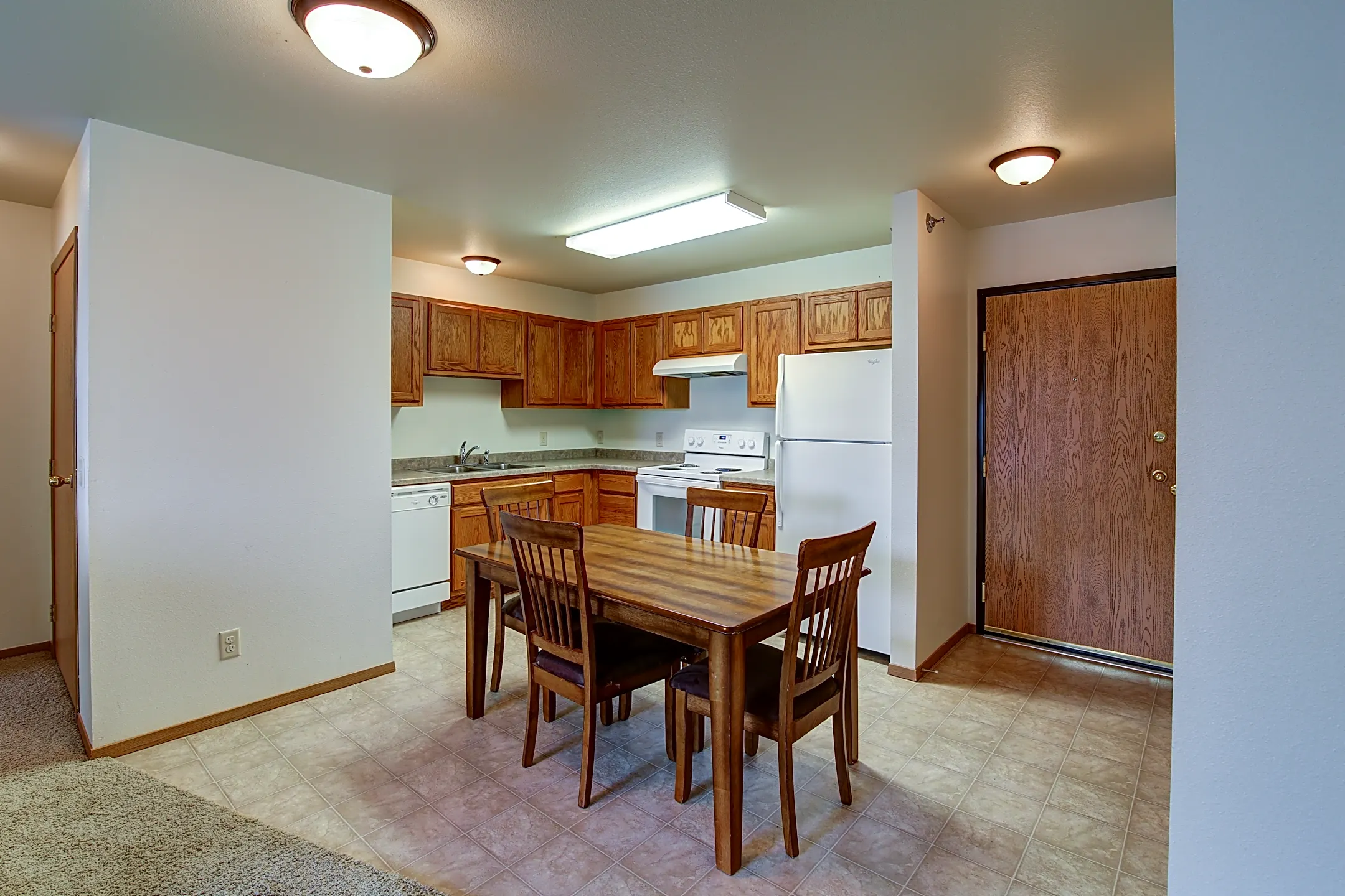 Dakota B Apartments 25 7th Ave SW Stanley, ND Apartments for Rent