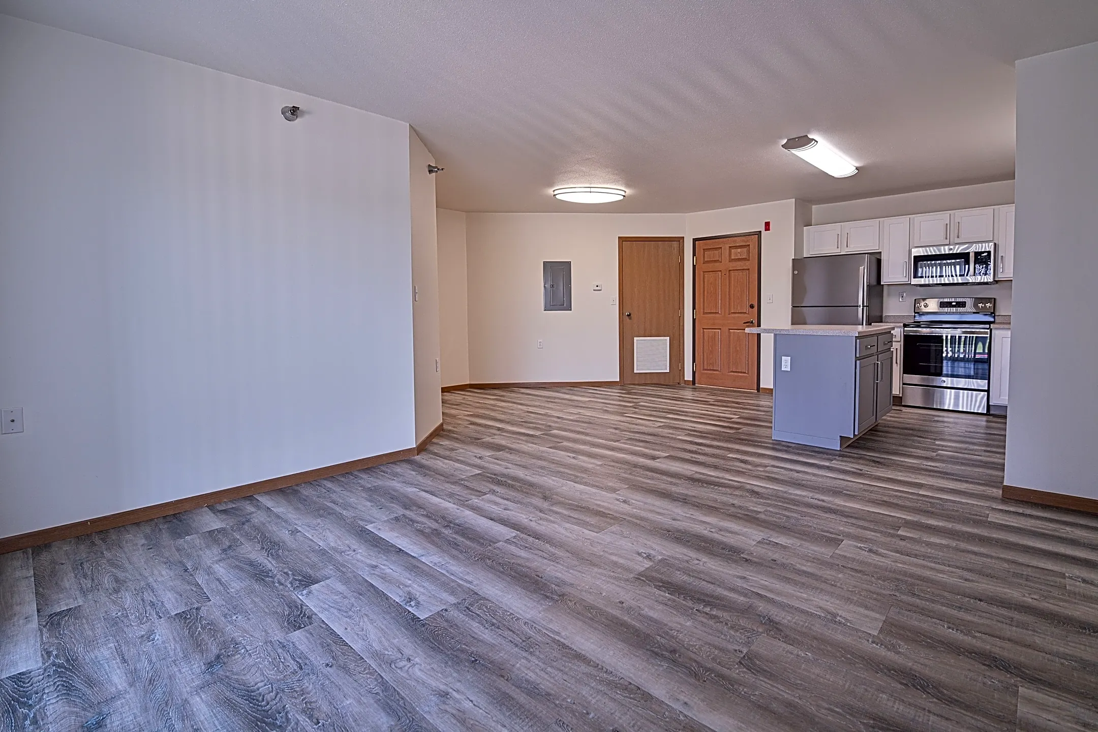 West Ridge Apartments Grand Forks, ND 58201