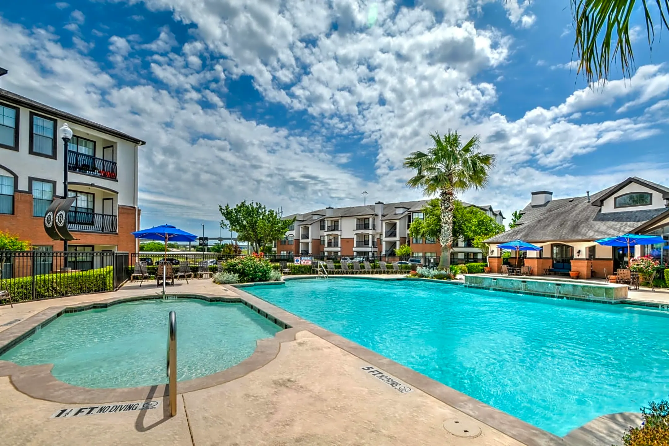 The Barons Apartments - Mesquite, TX 75150