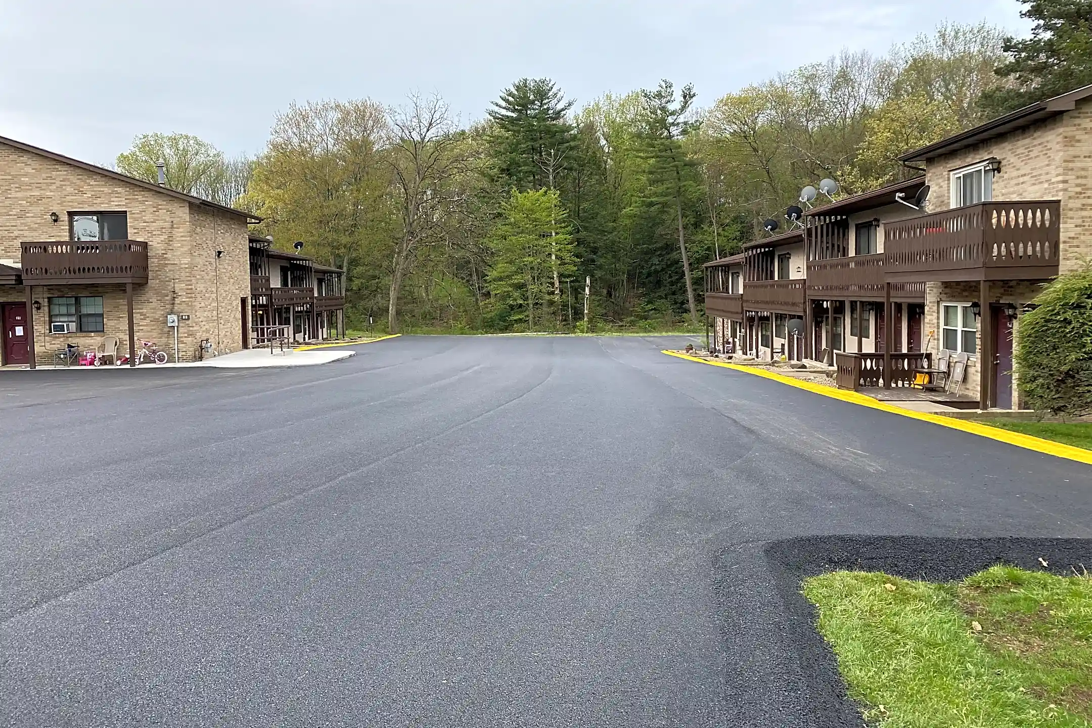 250 Rustic Lodge Rd Apartments Indiana, PA 15701