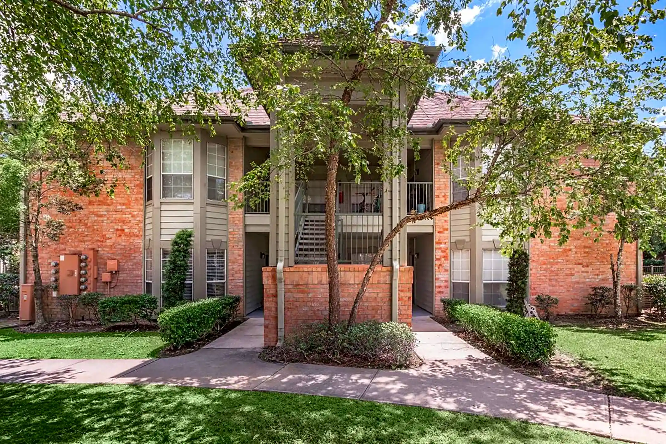 Live Oaks Apartment Homes Baton Rouge, LA 70816