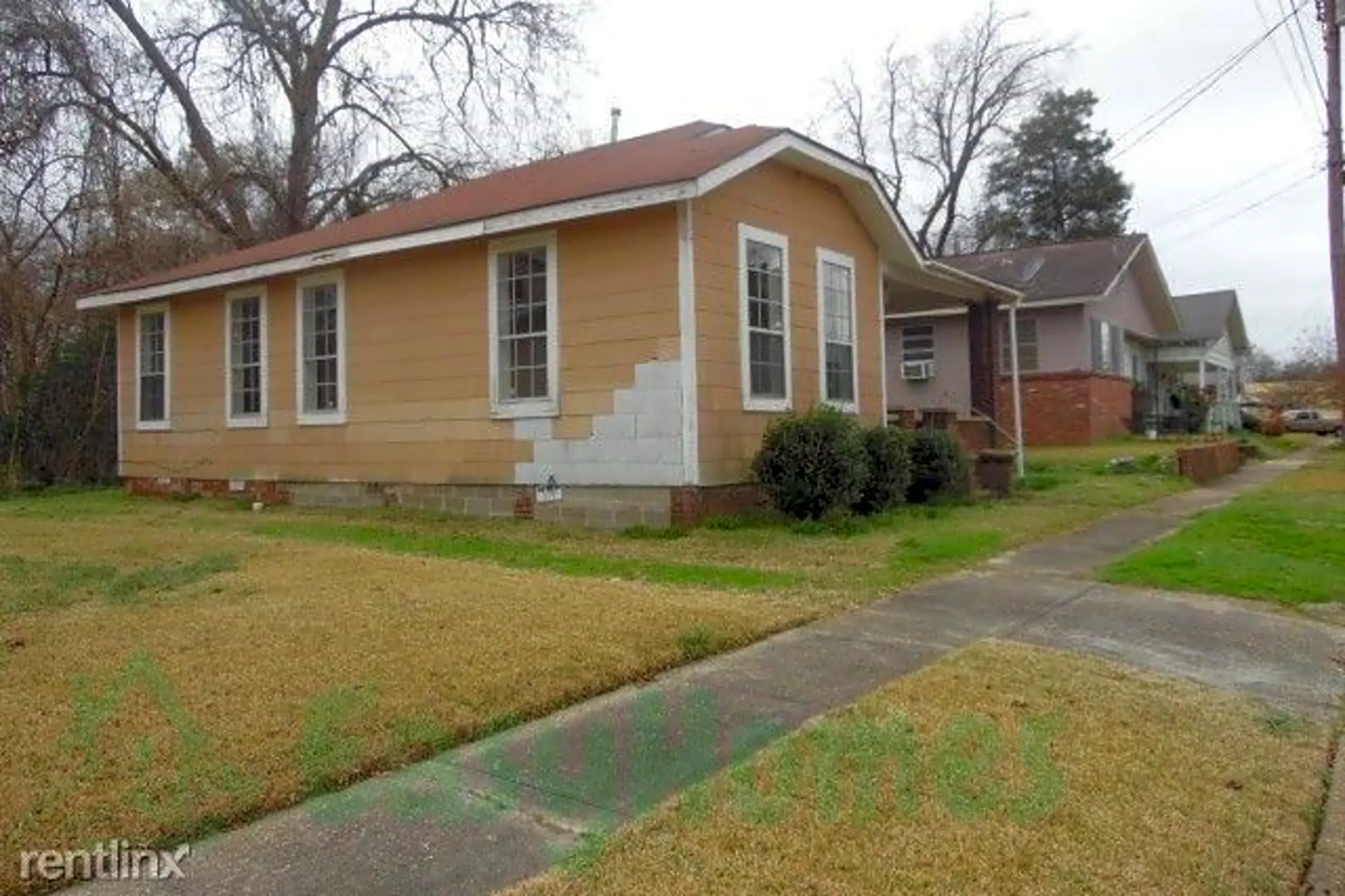 732 Thomas St Houses Vicksburg, MS 39180