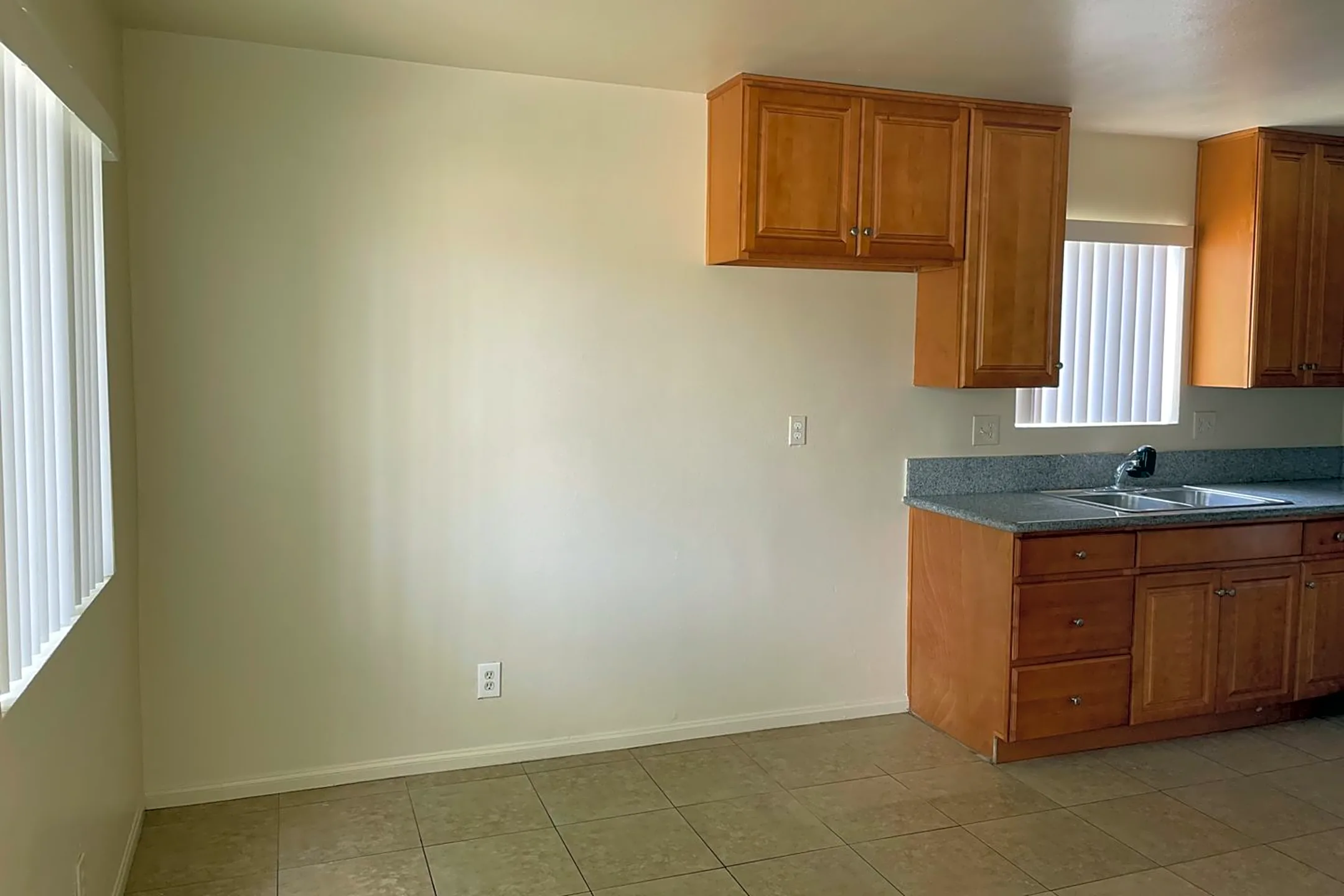 12121 Sproul St Apartments - Norwalk, CA 90650