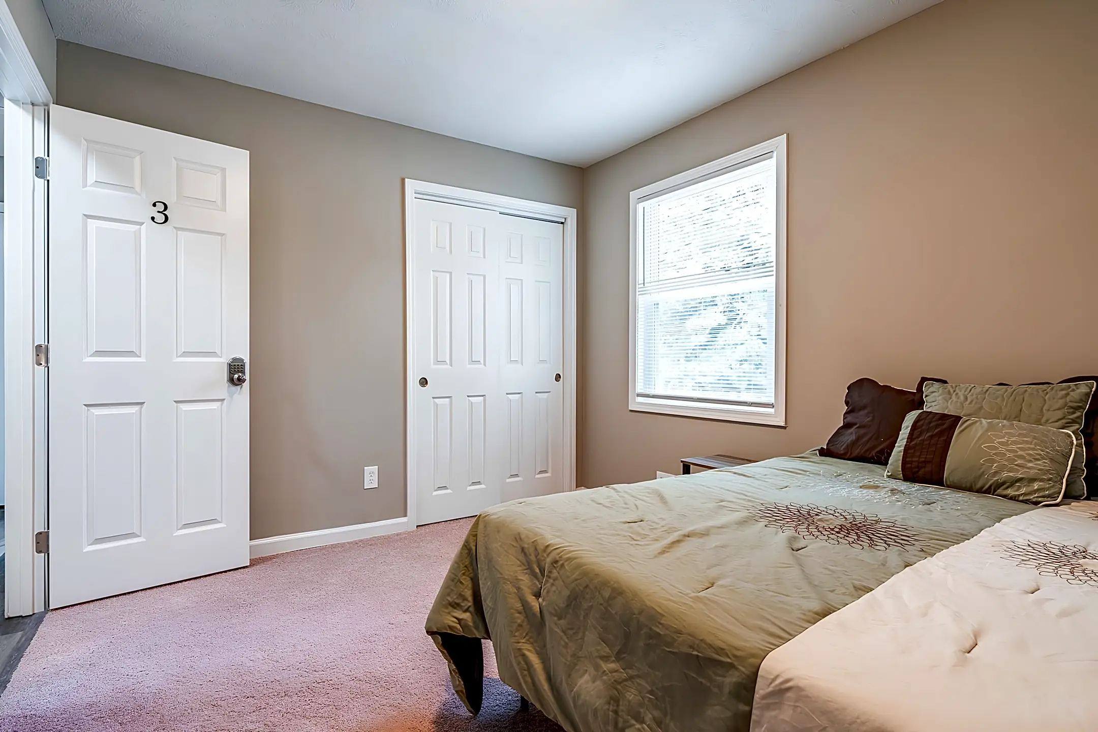 Room For Rent Houses Jonesboro, GA 30236