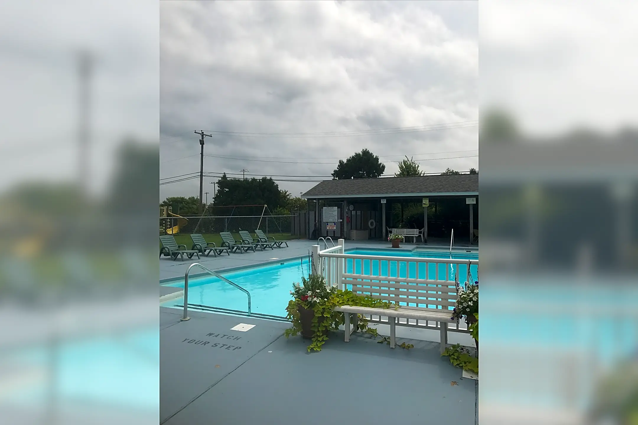 Pool - Stadium View Apartments - Bowling Green, OH