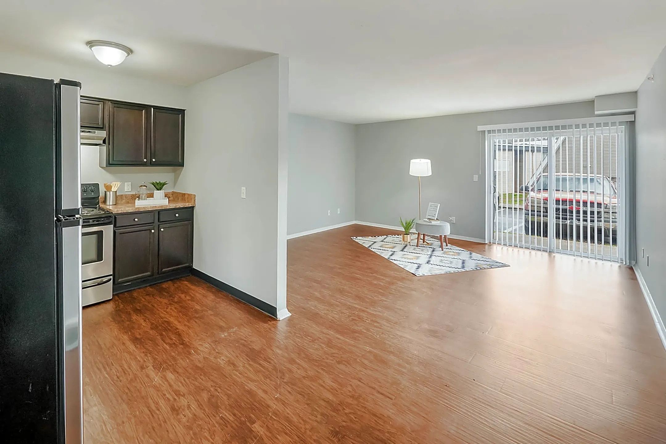 The Reserve at Red Banks Apartment Homes 4103 Dayton Blvd