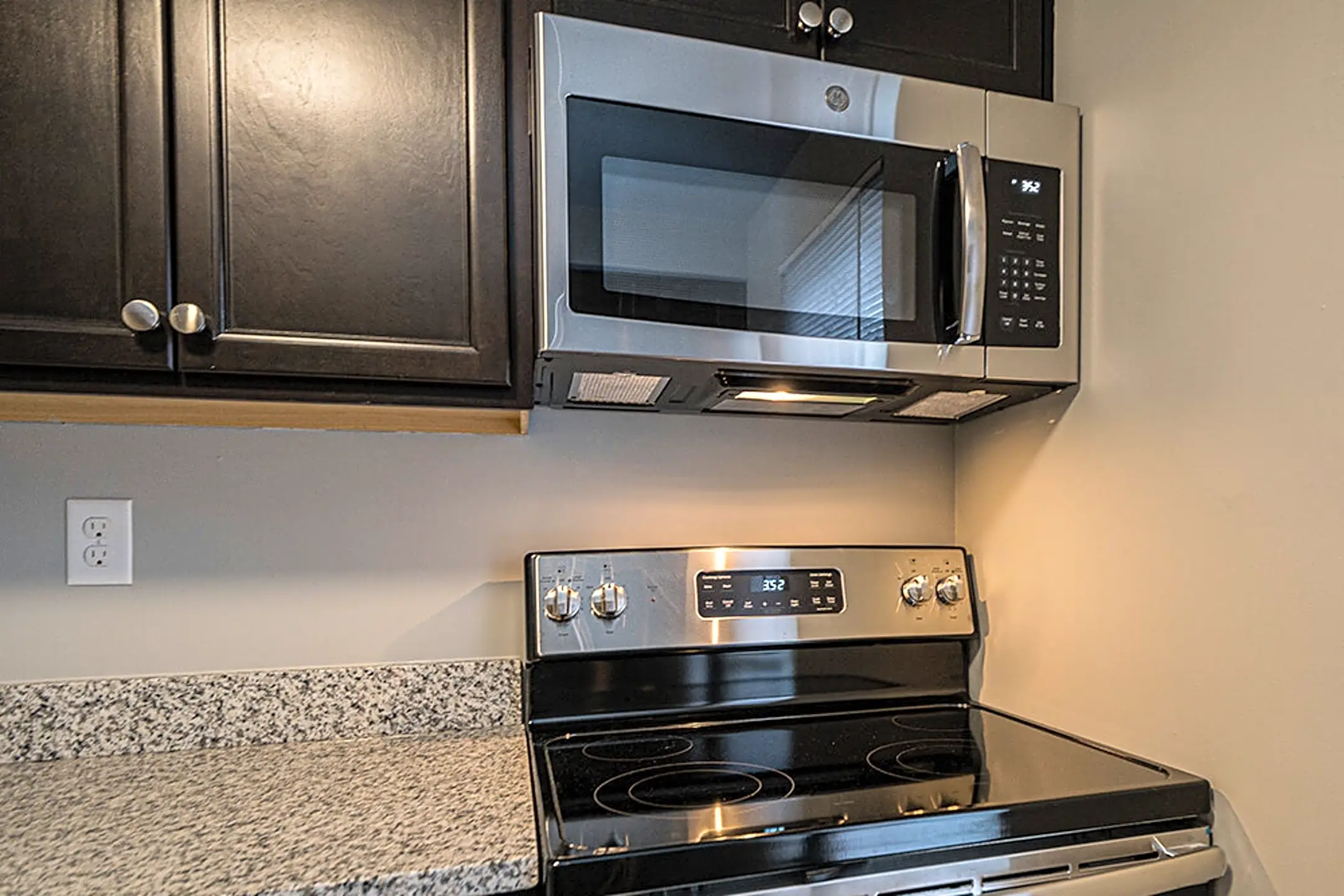 The Residences On McMurray 602 Carriage Hill McMurray, PA Apartments for Rent Rent.