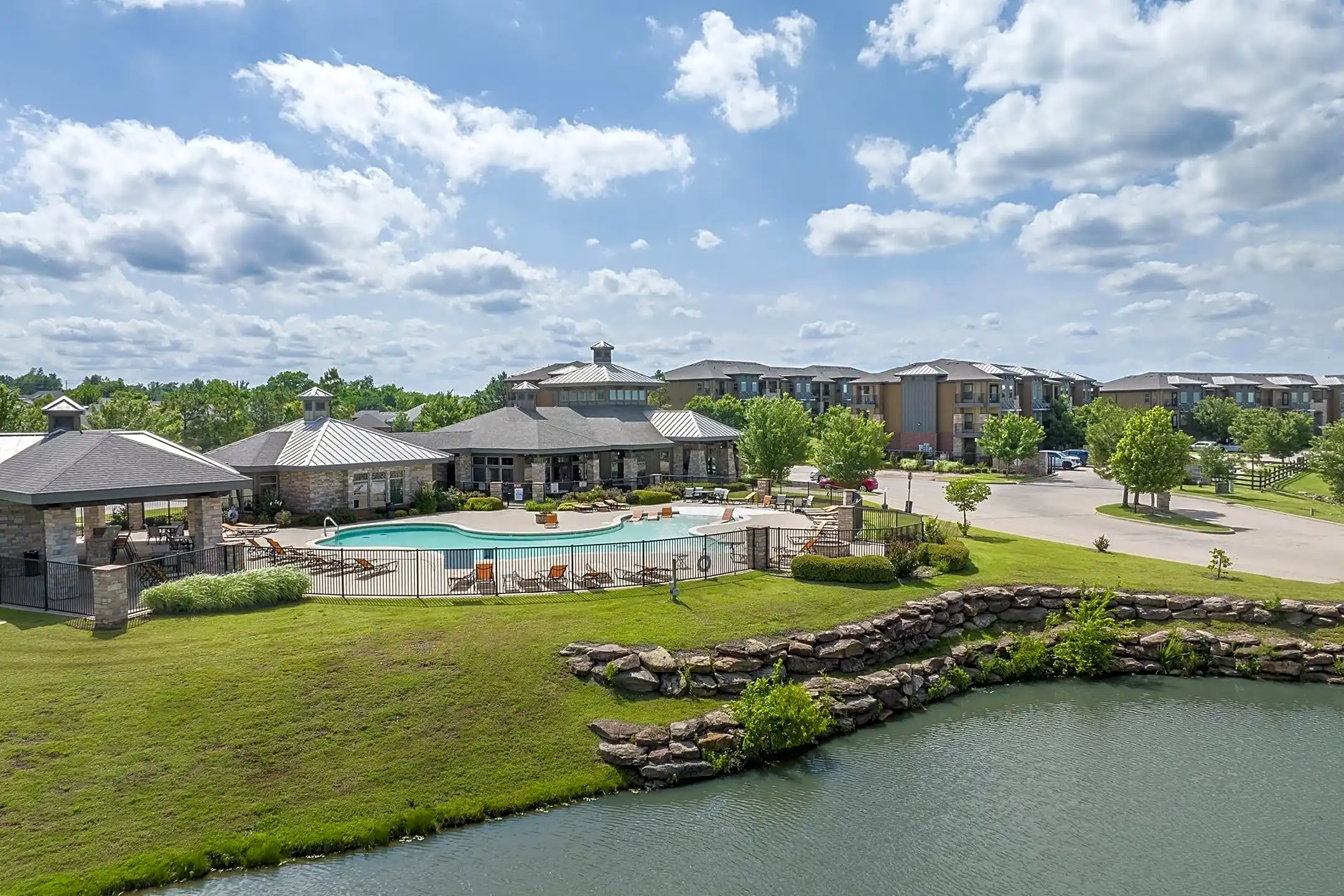 5iftyOne at Tradan Heights 920 South Murphy Street Stillwater, OK