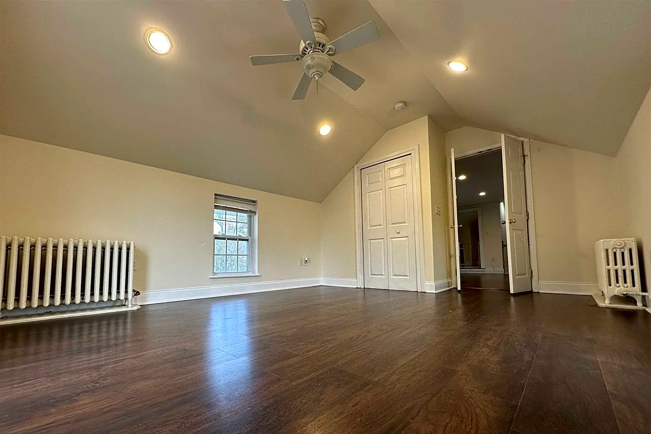 1035 Main St 3 Houses Fishkill, NY 12524