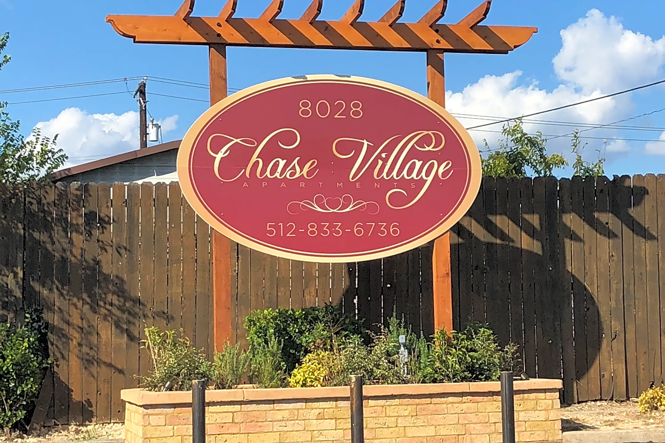 Chase Village Apartments - Austin, TX 78753 