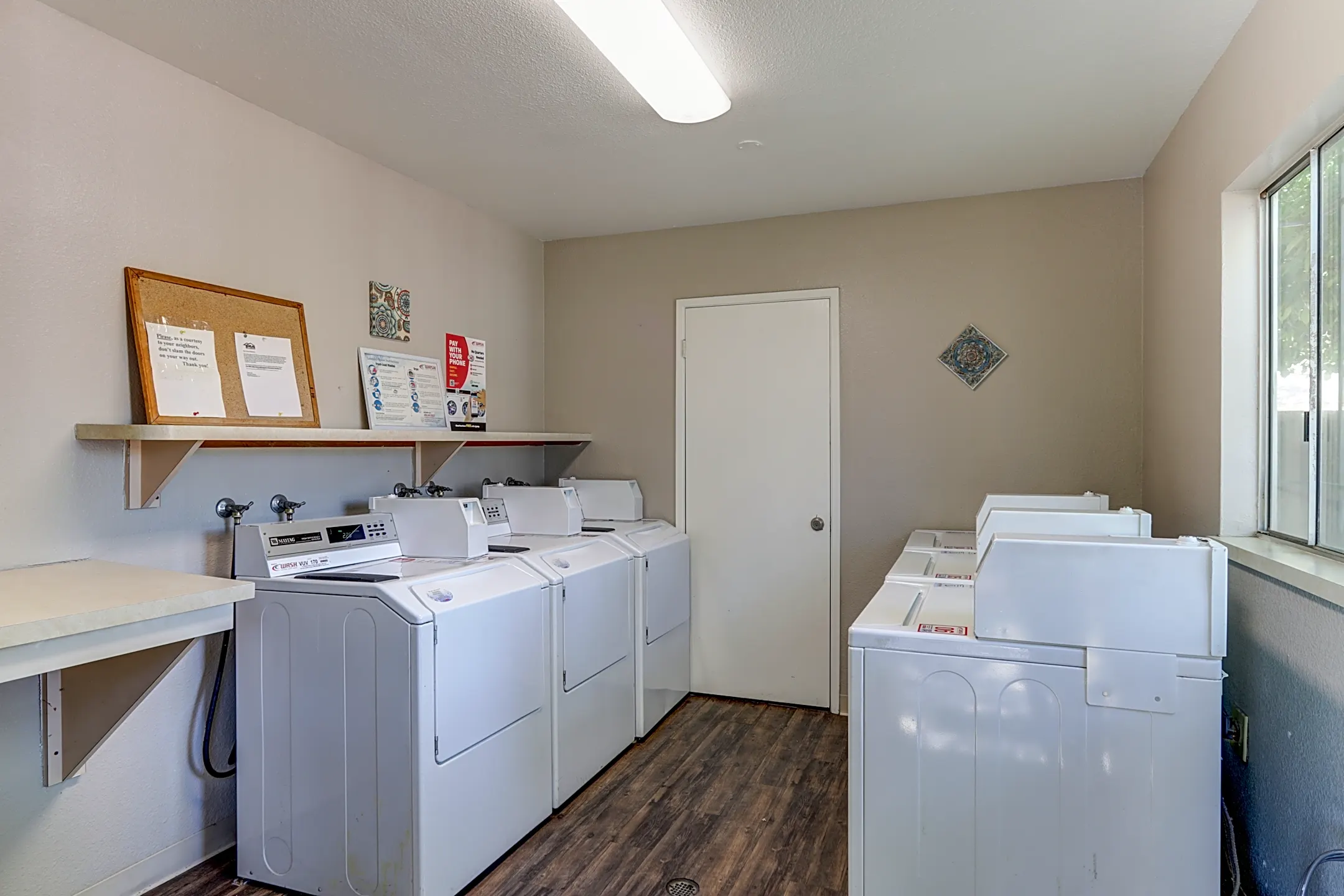 Matheson Woods Apartments 2720 Matheson Way Sacramento, CA for Rent