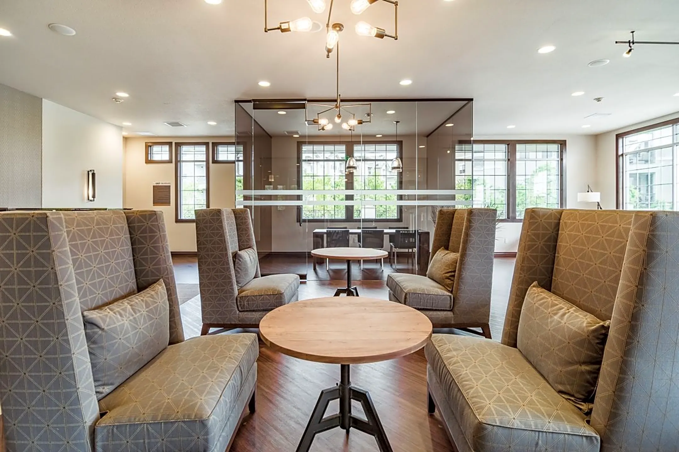 IMT Lone Tree Apartments 10047 Park Meadows Dr Lone Tree, CO