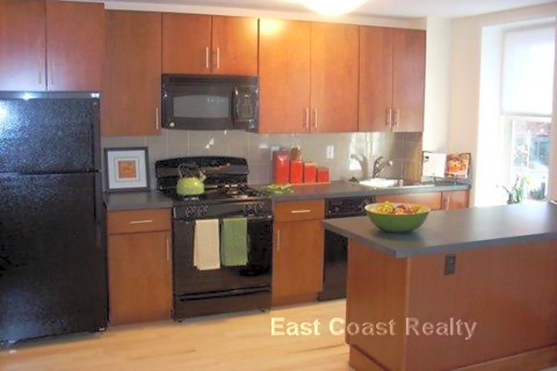 11 Camelot Ct Apartments - Brighton, MA 02135