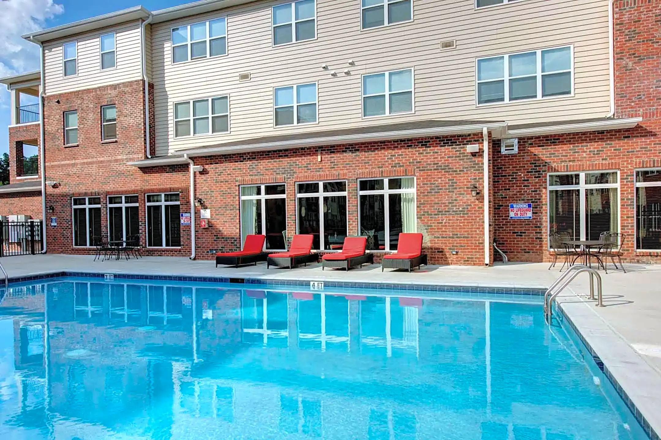 The Reserve At Greensboro Per Bed Lease Greensboro, NC 27406