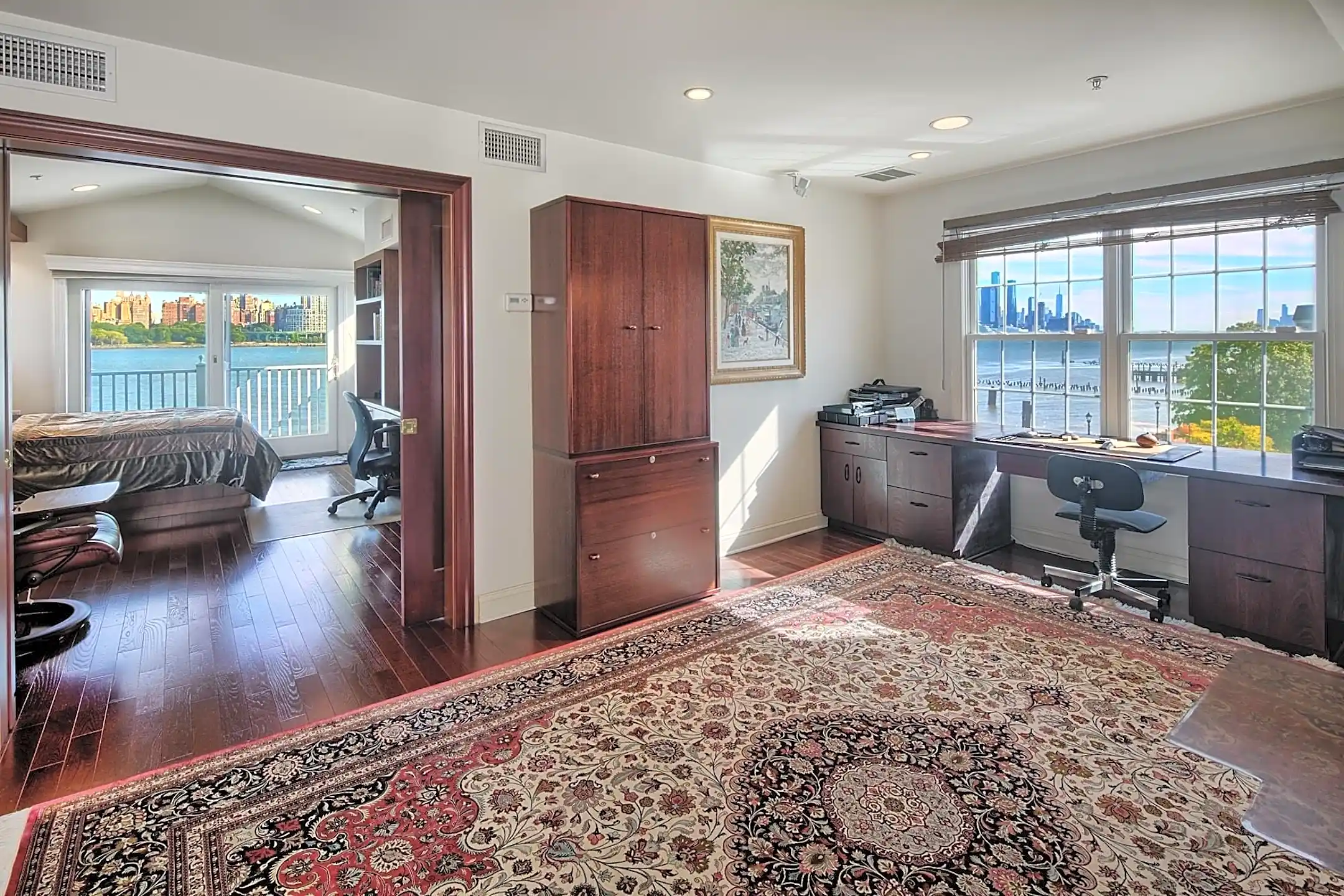 Living Room - 513 Harbor Pl - West New York, NJ